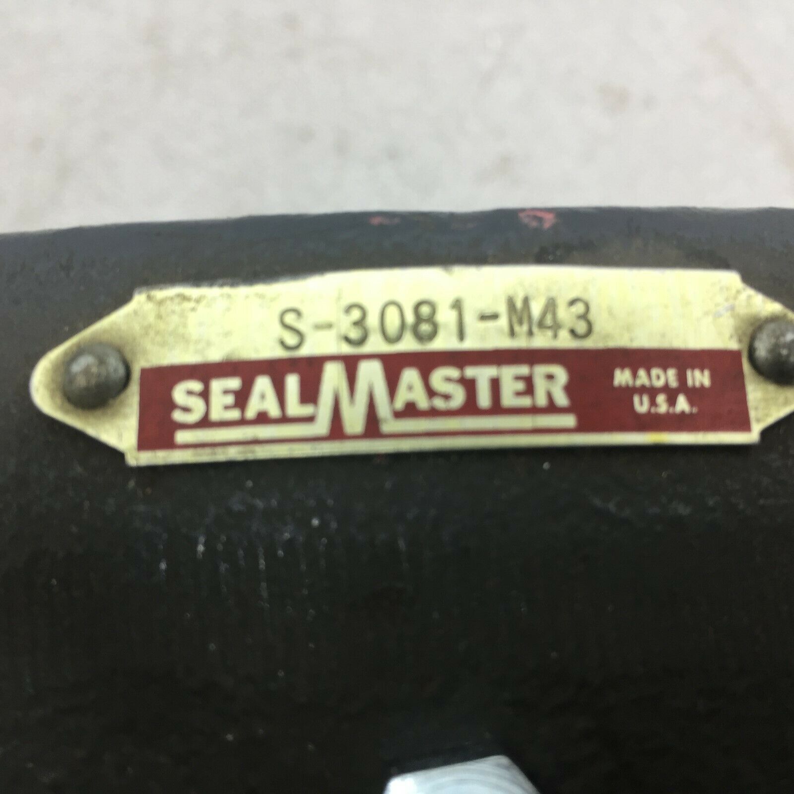 NEW NO BOX SEALMASTER PILLOW BLOCK BEARING S-3081-M43