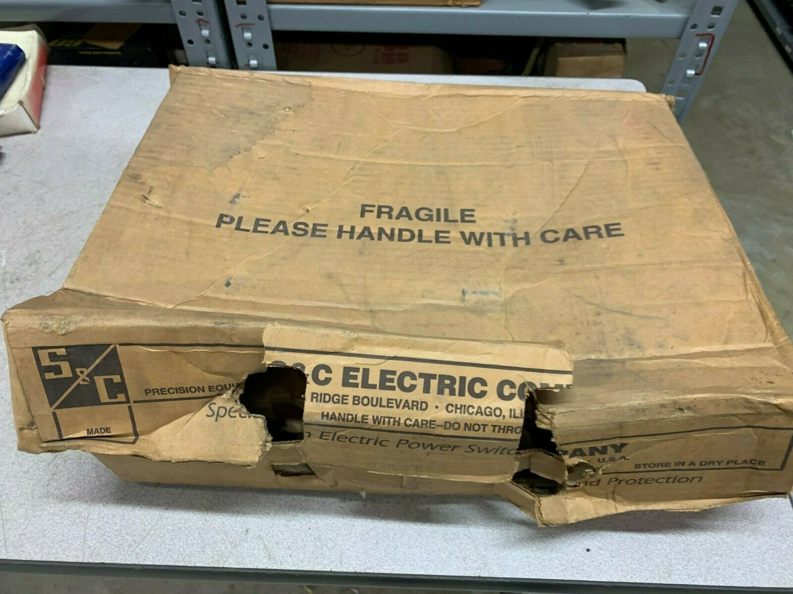 NEW IN BOX S&C FUSE CUTOUT TYPE XS OVERHEAD 89031R10-D