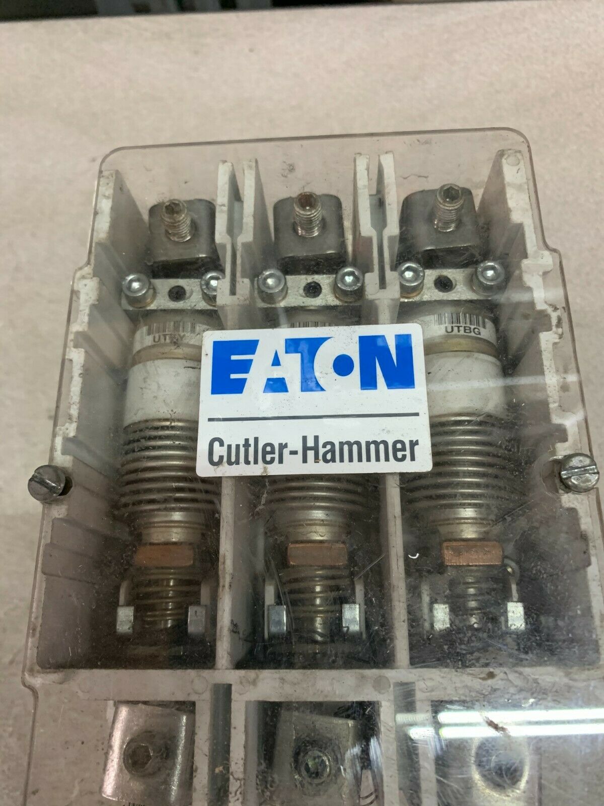 USED CUTLER-HAMMER SIZE 4 VACUUM CONTACTOR V201K4CJ WITH OVERLOAD