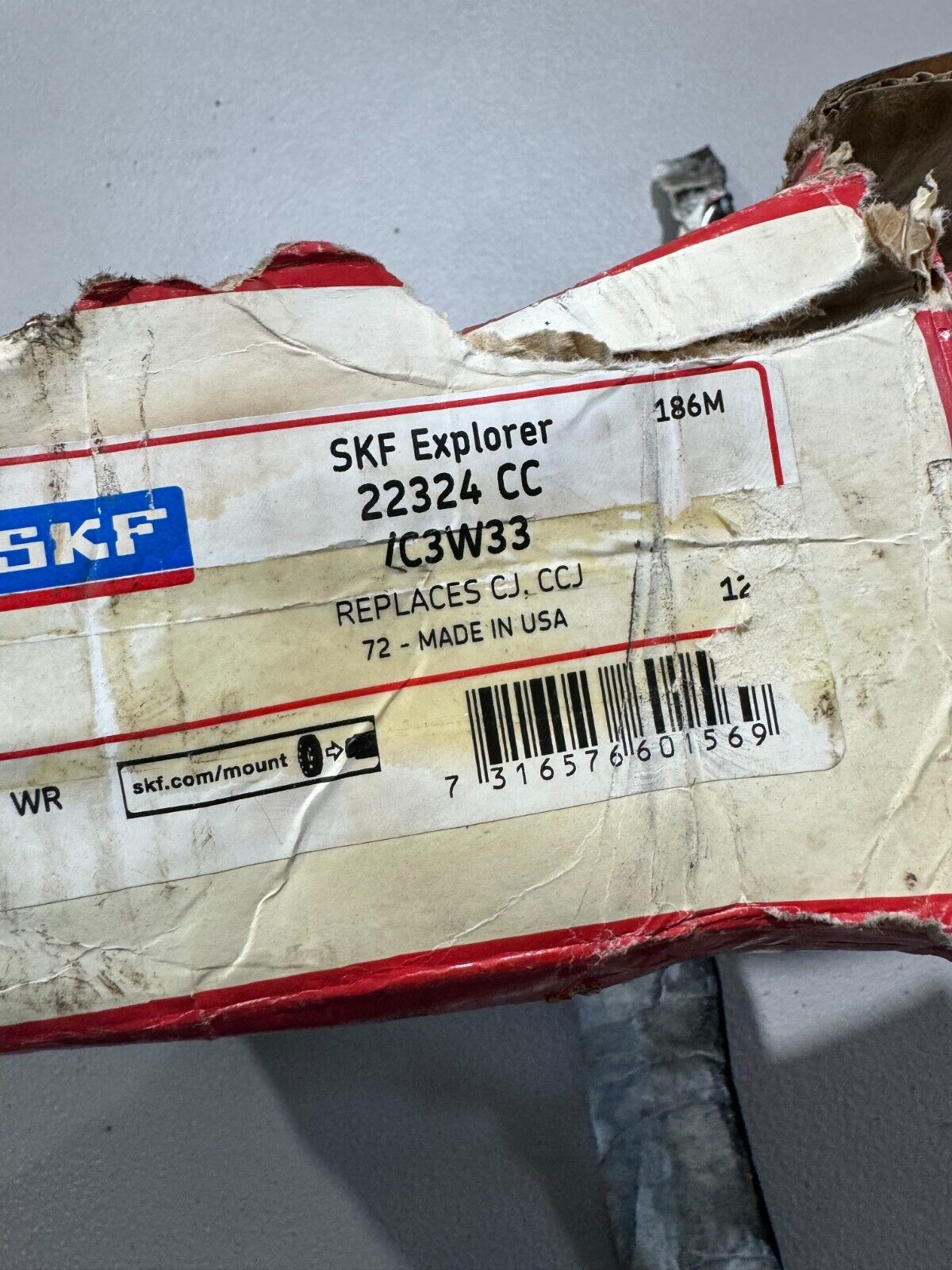 NEW SKF 22324CCC3W33 SPHERICAL ROLLER BEARING 22324 CC/C3W33