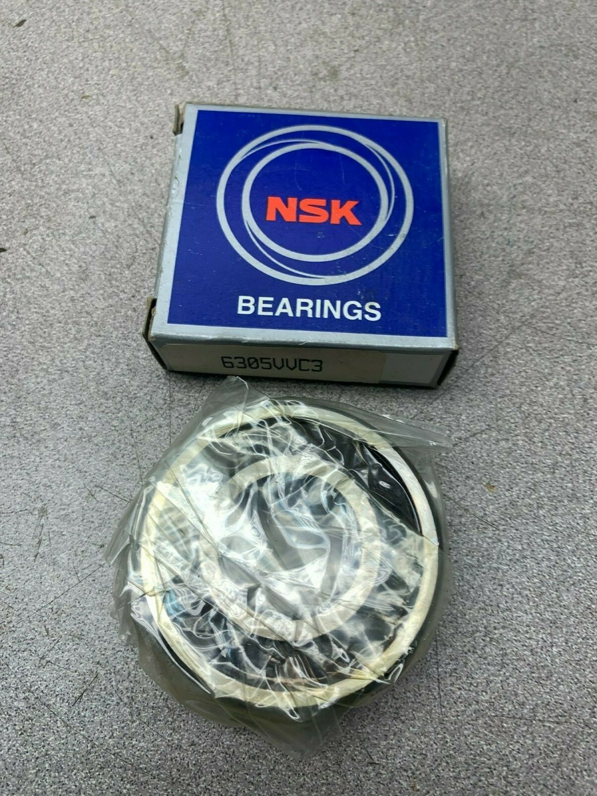 LOT OF 3 NEW IN BOX NSK BALL BEARING 6305VVC3