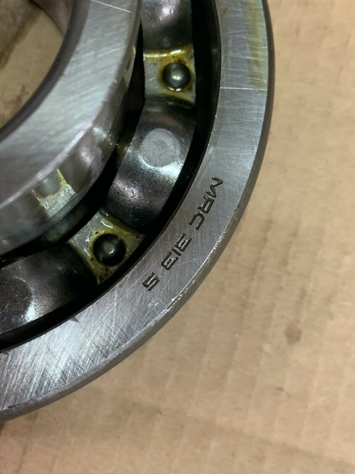 NEW NO BOX MRC 313S ROLLER BEARING 313SWI