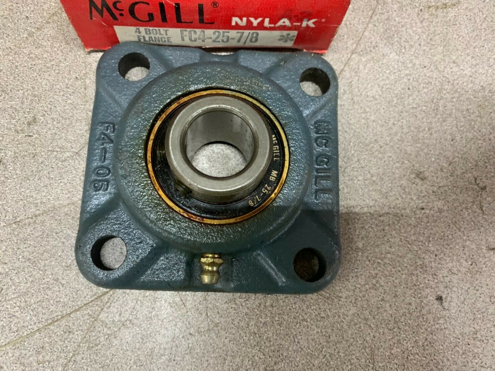 NEW IN BOX MCGILL FLANGE BEARING FC4-25-7/8