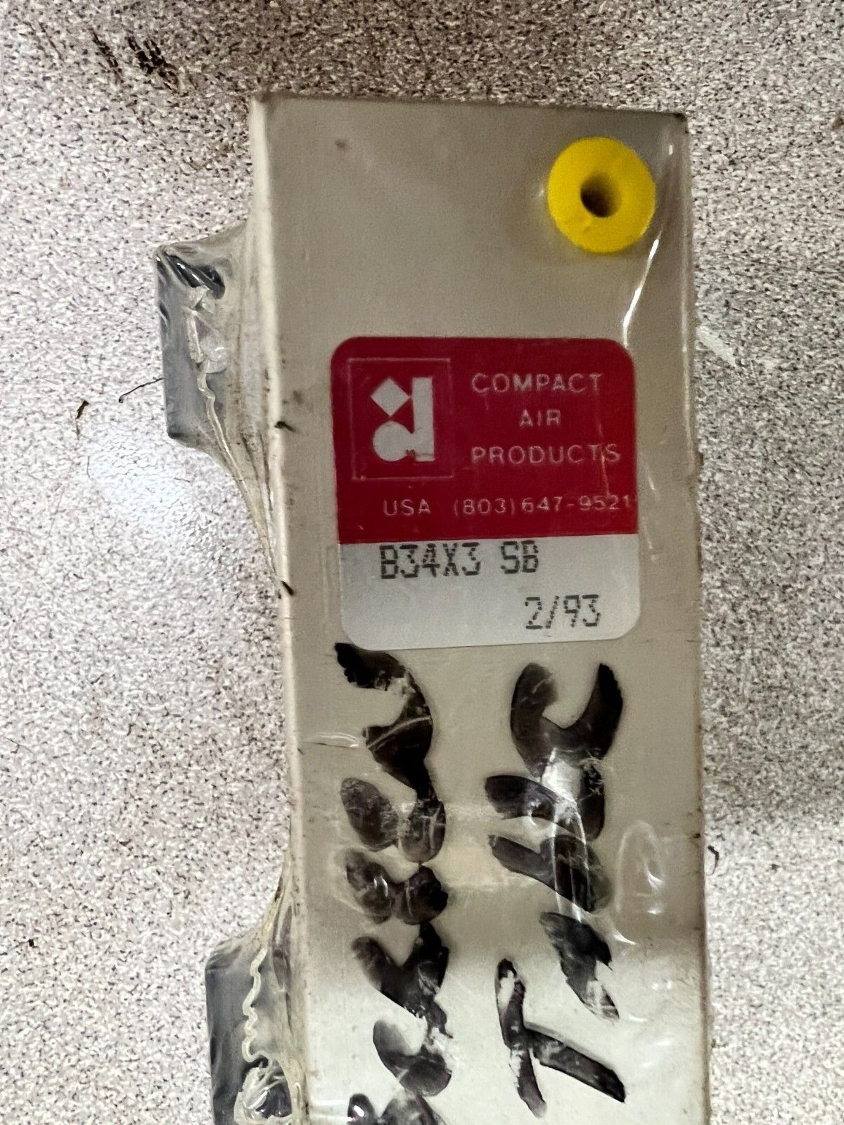 NEW NO BOX COMPACT AIR PRODUCTS B34X3 SB CYLINDER BLOCK  B34X3