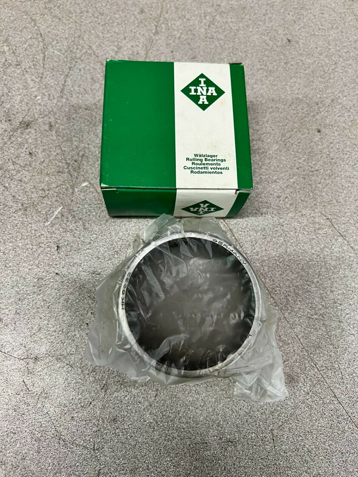 NEW IN BOX INA NEEDLE BEARING HK 6032