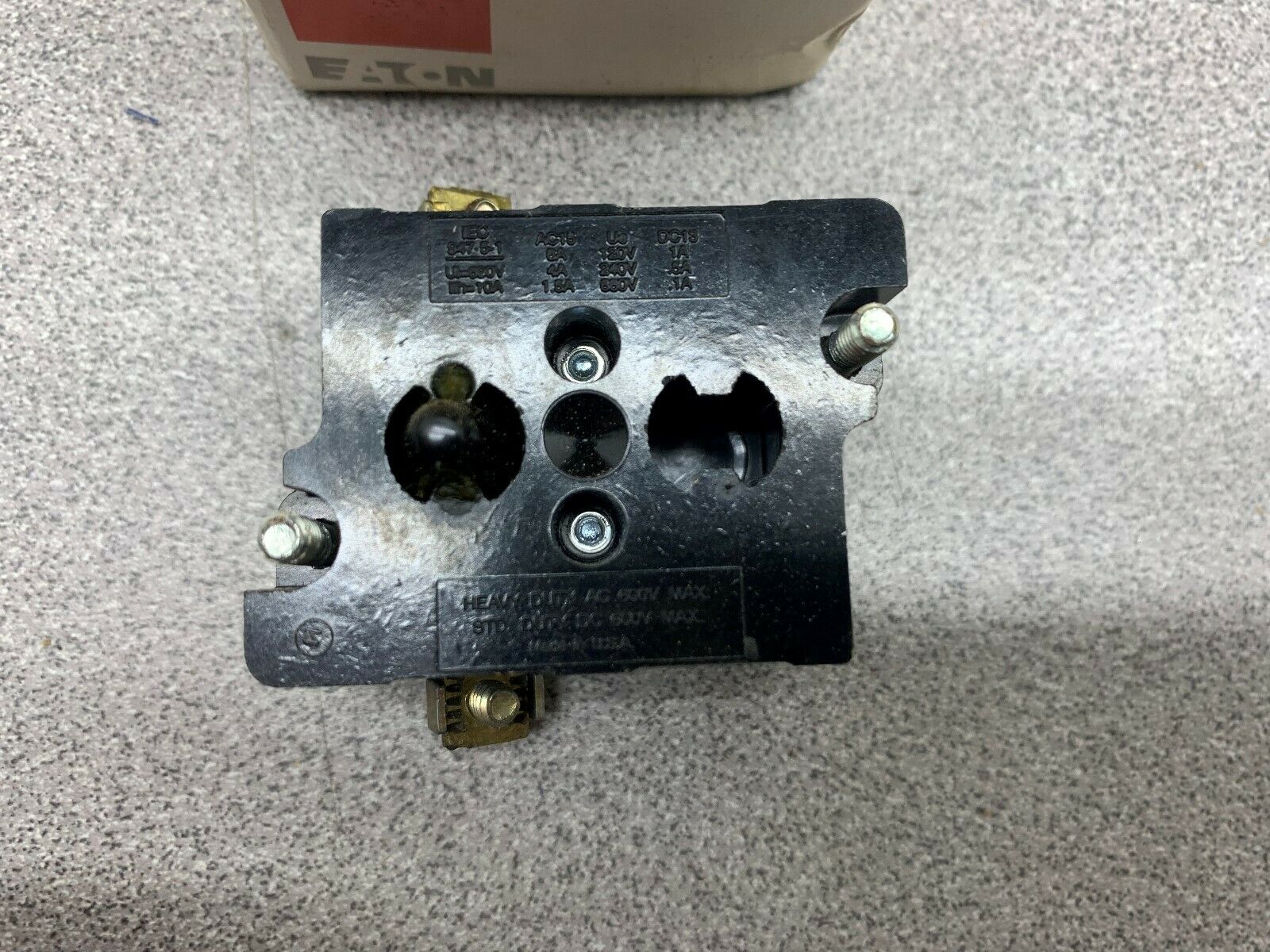 NEW IN BOX EATON CONTACT BLOCK 10250T51