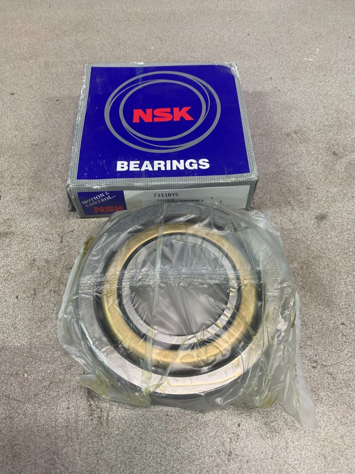 NEW IN BOX NSK ANGULAR CONTACT BALL BEARING 7311BYG