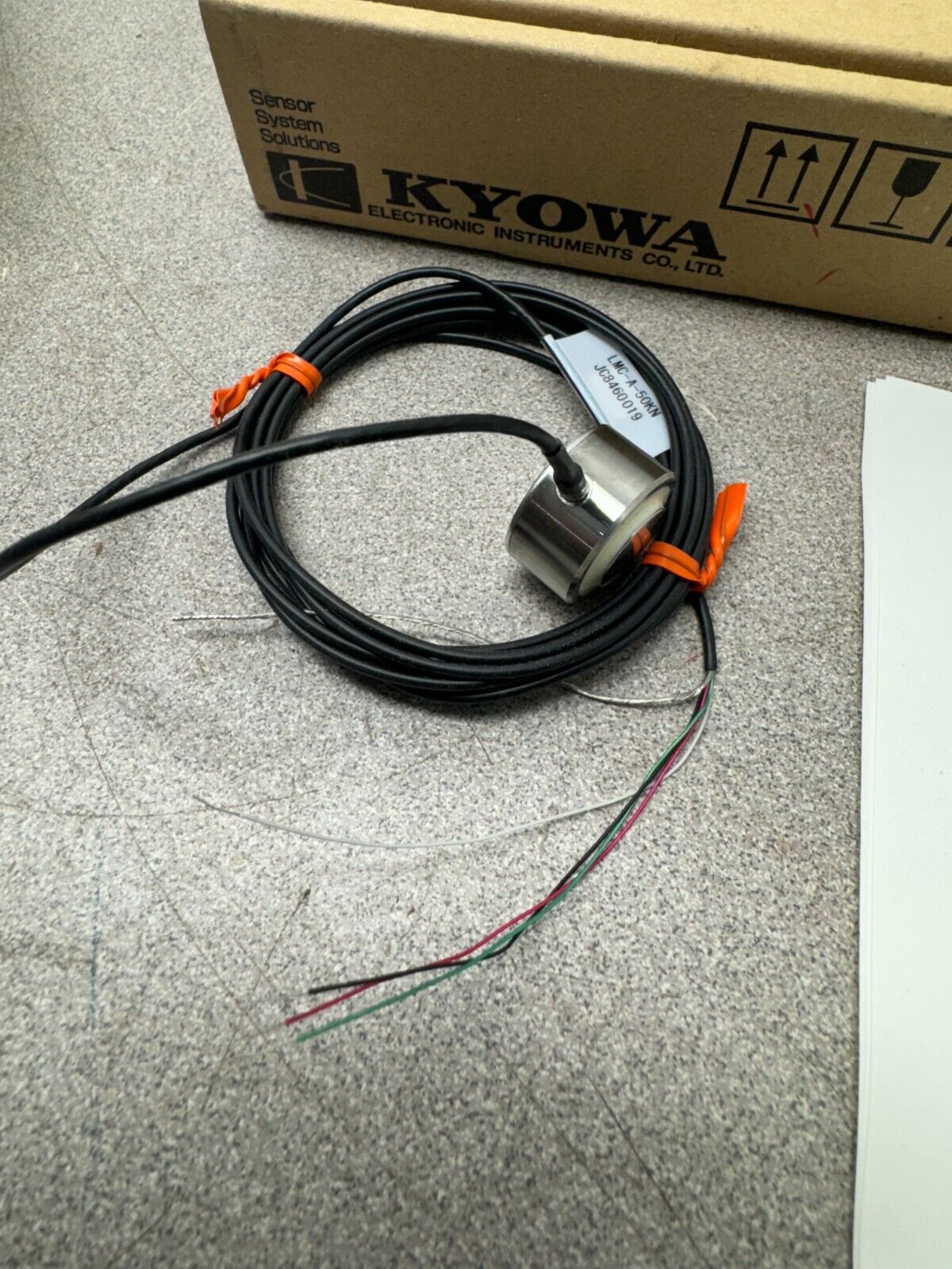 NEW IN BOX KYOWA 50KN Compression Load Cell LMC-A-50KN
