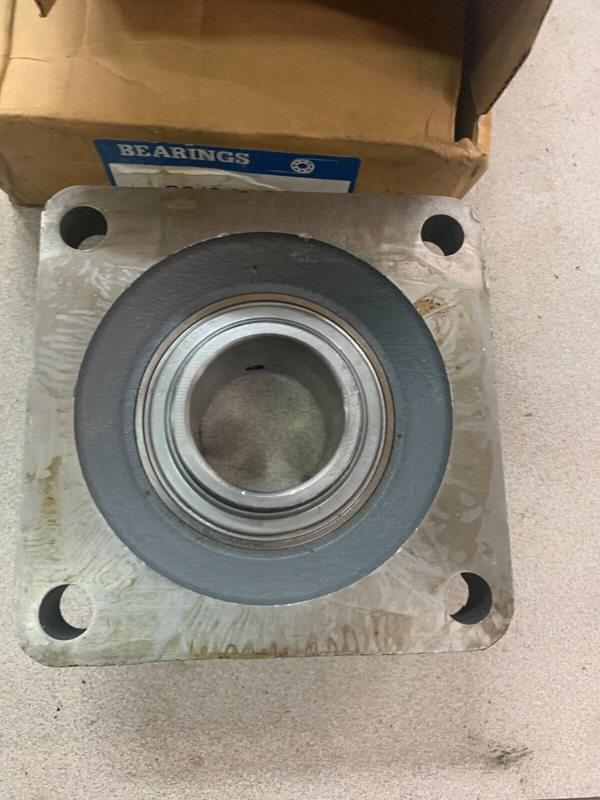 NEW BOX LINK-BELT 4-BOLT FLANGE BEARING 2-3/16" BORE F3-U235N