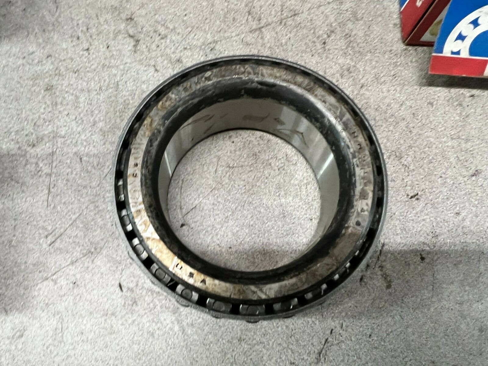 NEW IN BOX SKF ROLLER BEARING HM516448