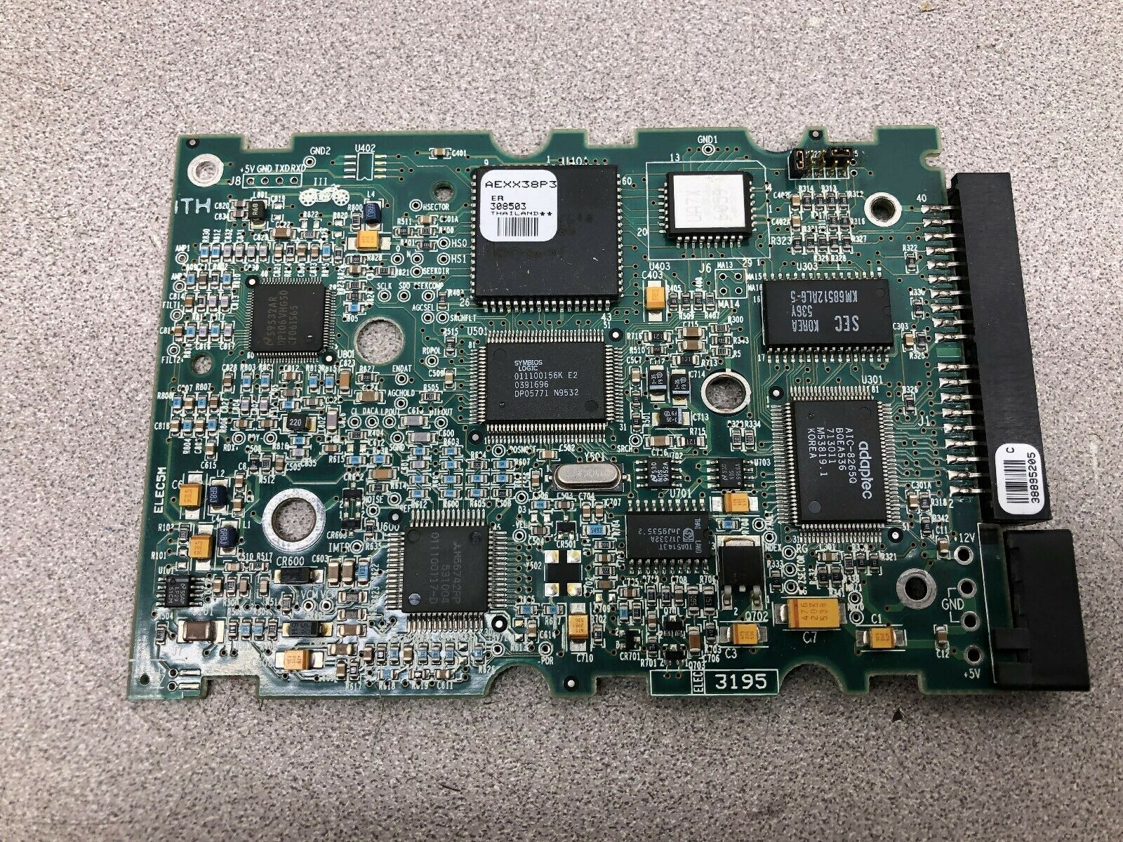 USED MAXTOR CORP GEN 2 TRIUMPH III CIRCUIT BOARD 301052100