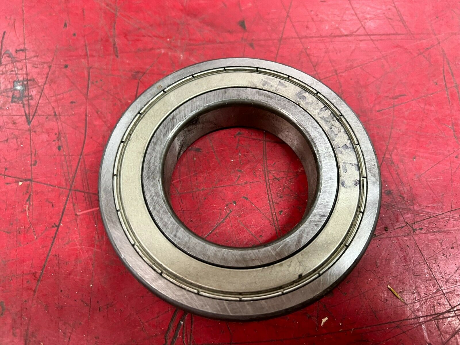 NEW NO BOX SKF BALL BEARING  6212-2Z/C3HT51