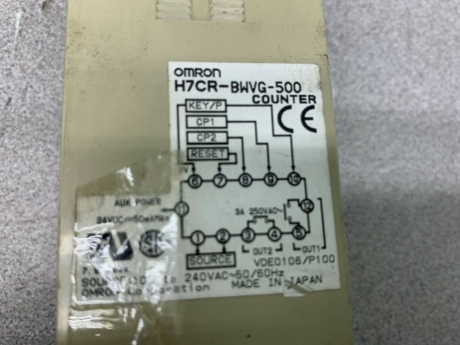 USED OMRON COUNTER H7CR-BWVG-500