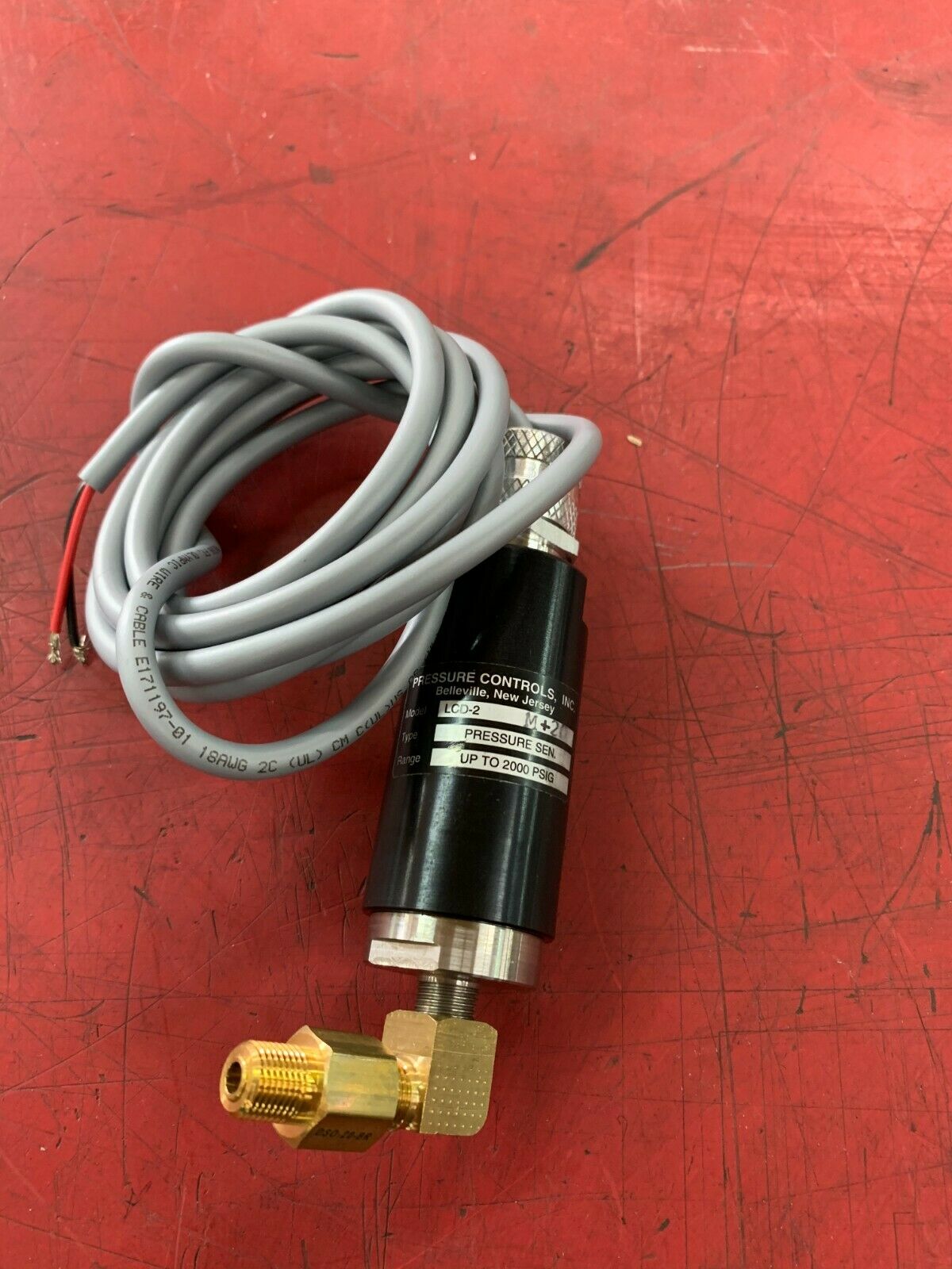 NEW NO BOX PRESSURE CONTROLS SENSOR LCD-2