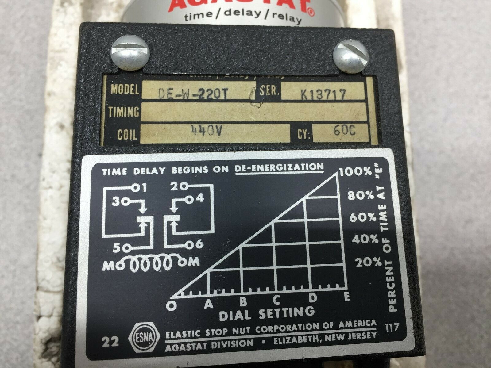 NEW IN BOX AGASTAT 440VAC COIL TIME DELAY RELAY DE-W-220T