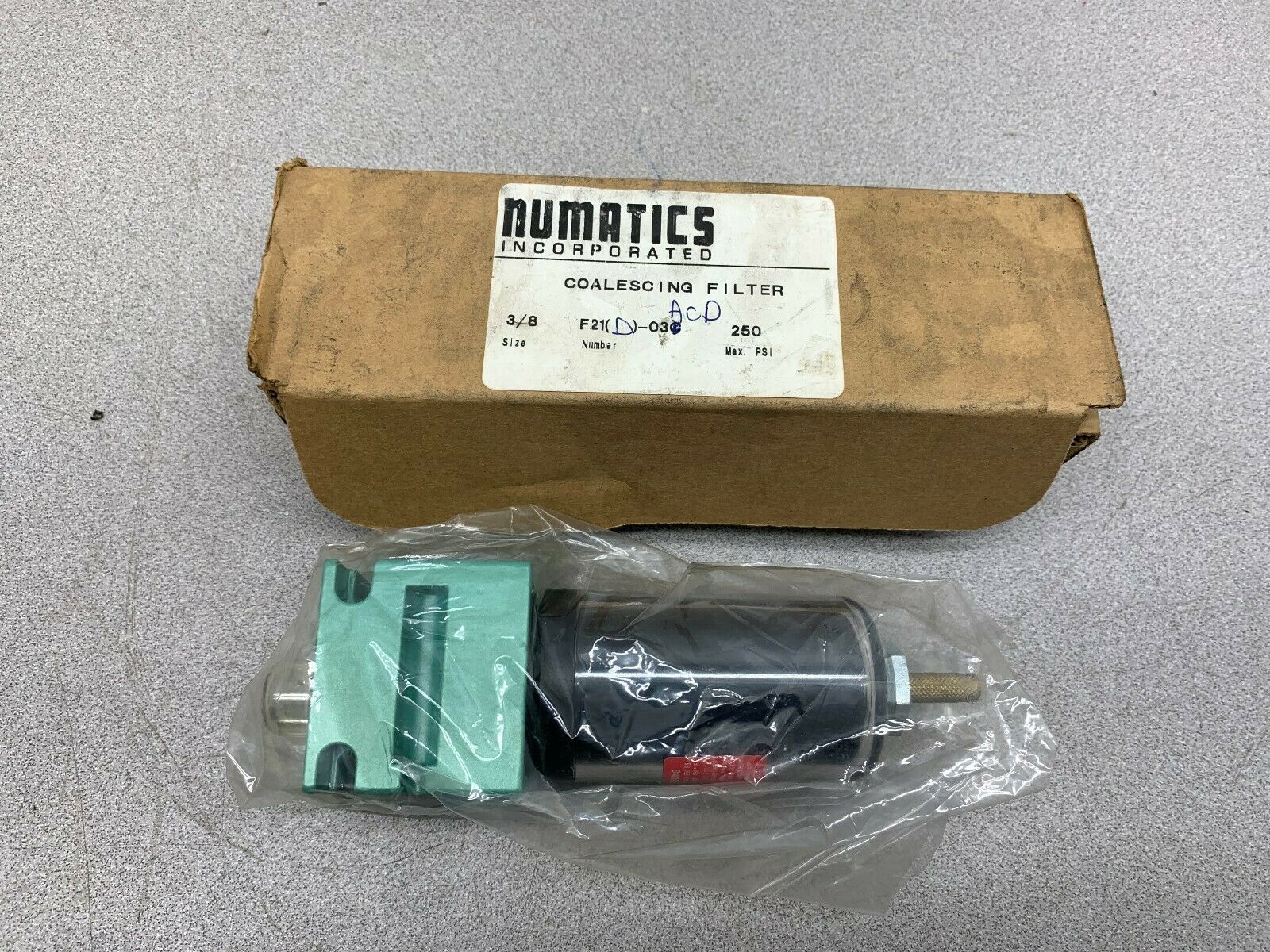 NEW IN BOX NUMATICS FILTER F21D-03ACD