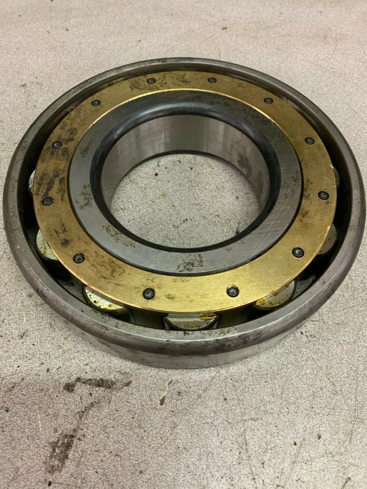 NEW TORRINGTON 40RIN133 AO1439 R3 SPHERICAL ROLLER BEARING 40RIN133A01439