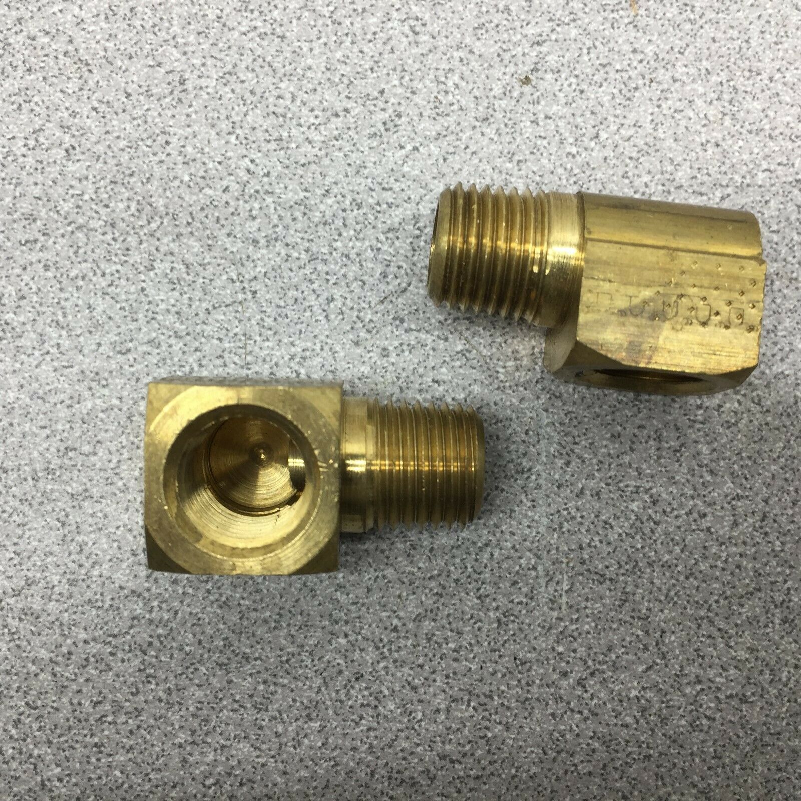 NEW NO BOX LOT OF 25 PF BRASS 1/4NPT STREET ELBOW 83242