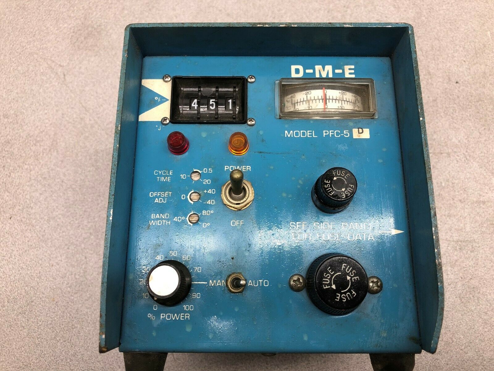 USED DME 120 VAC 20 AMP TEMPERATURE CONTROLLER PFC-5D