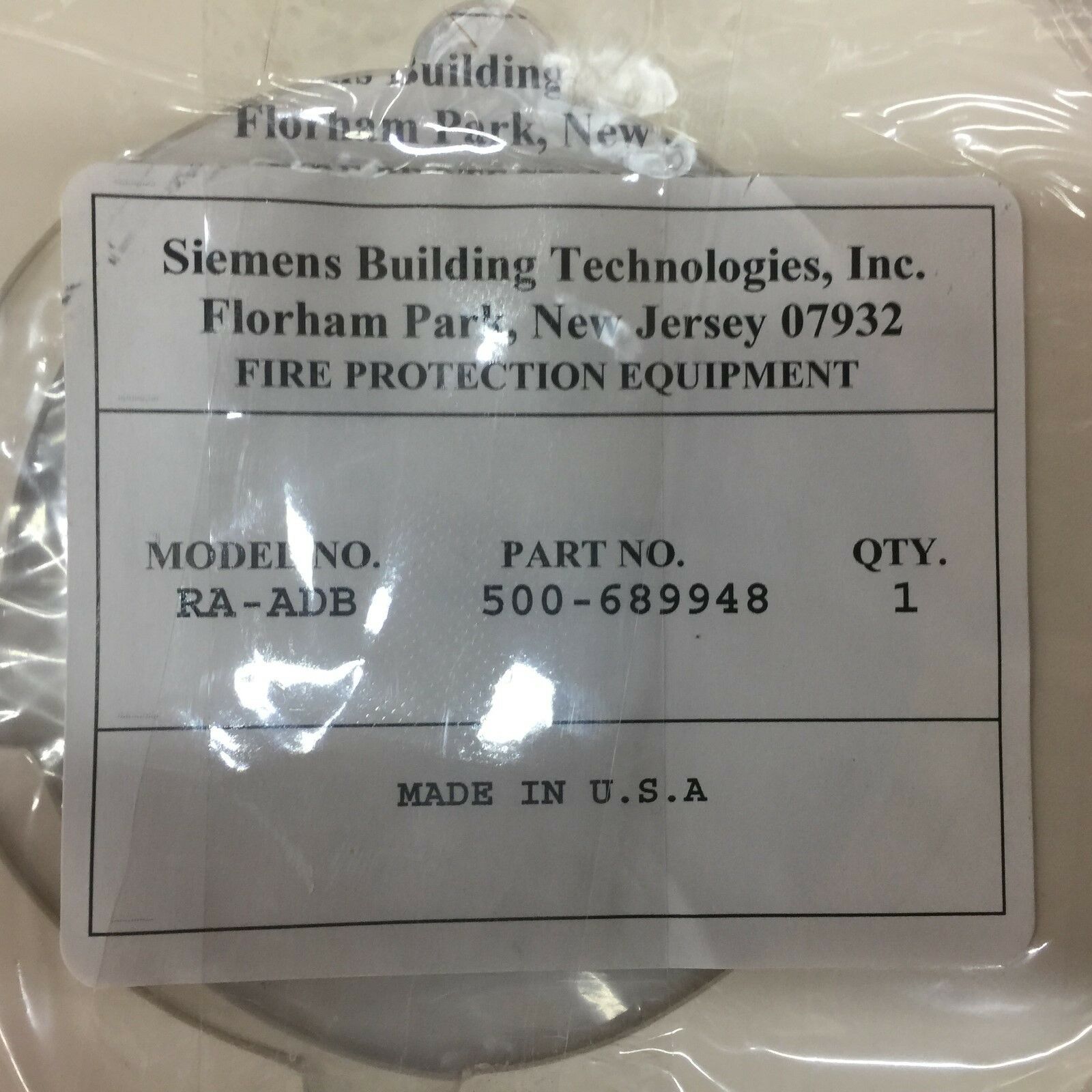 NEW IN PACK LOT OR 25 SIEMENS CEILING PLATES 500-689948