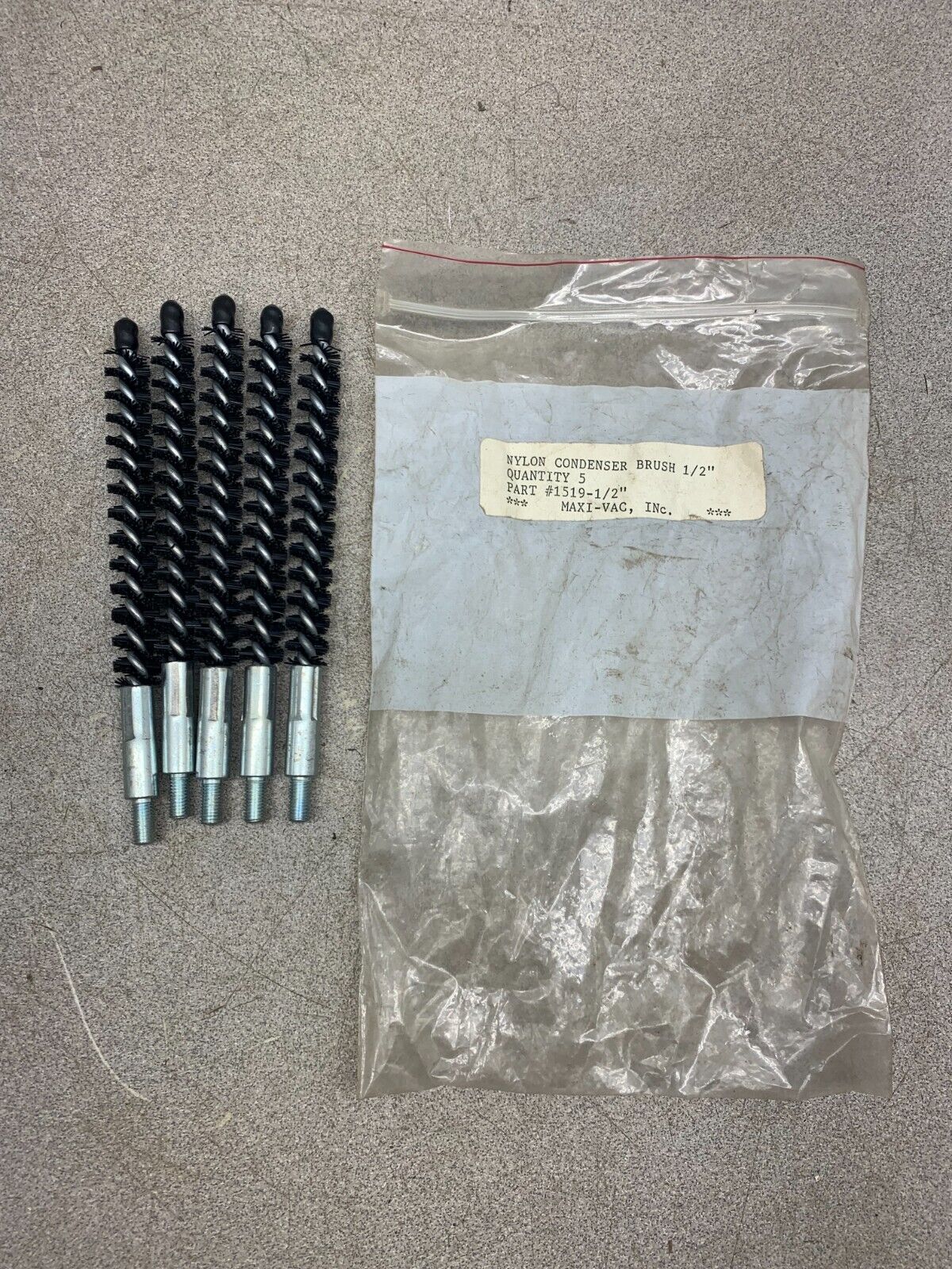 NEW LOT OF 5 MAXI-VAC 1/2" NYLON CONDENDER BRUSHES 1519-1/2"