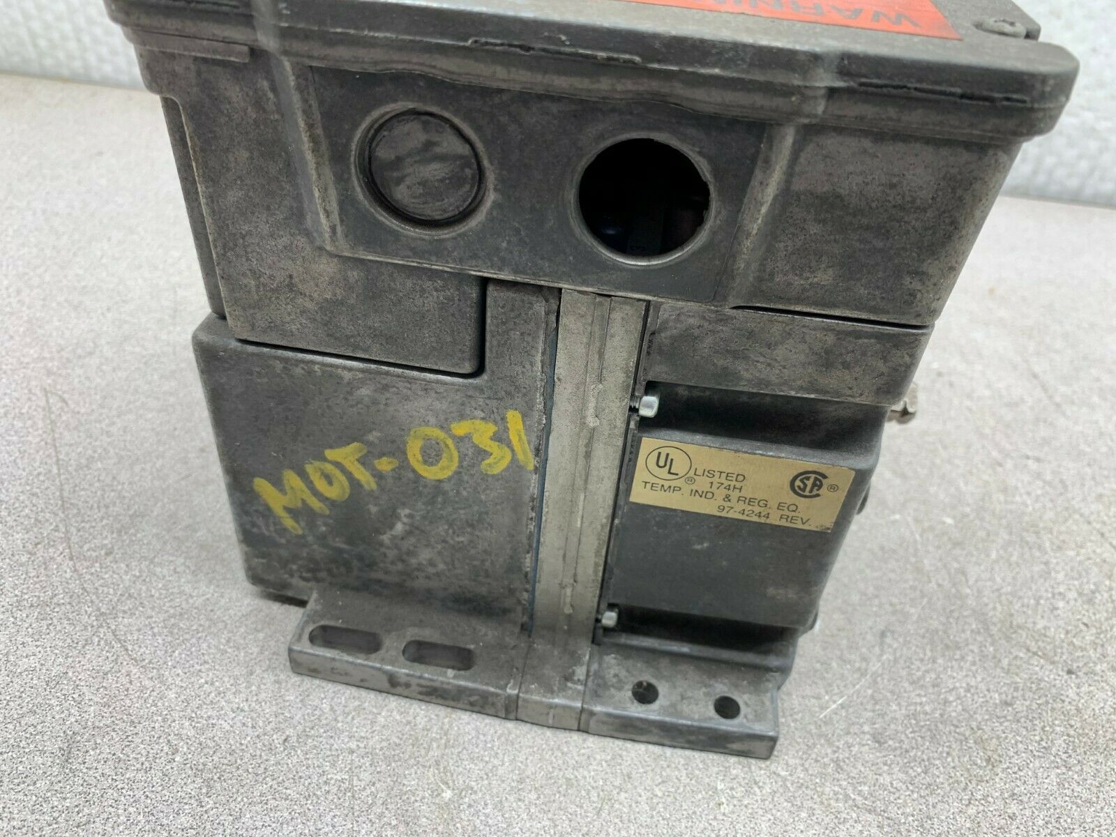 USED HONEYWELL MODUTROL MOTOR M6284A1022