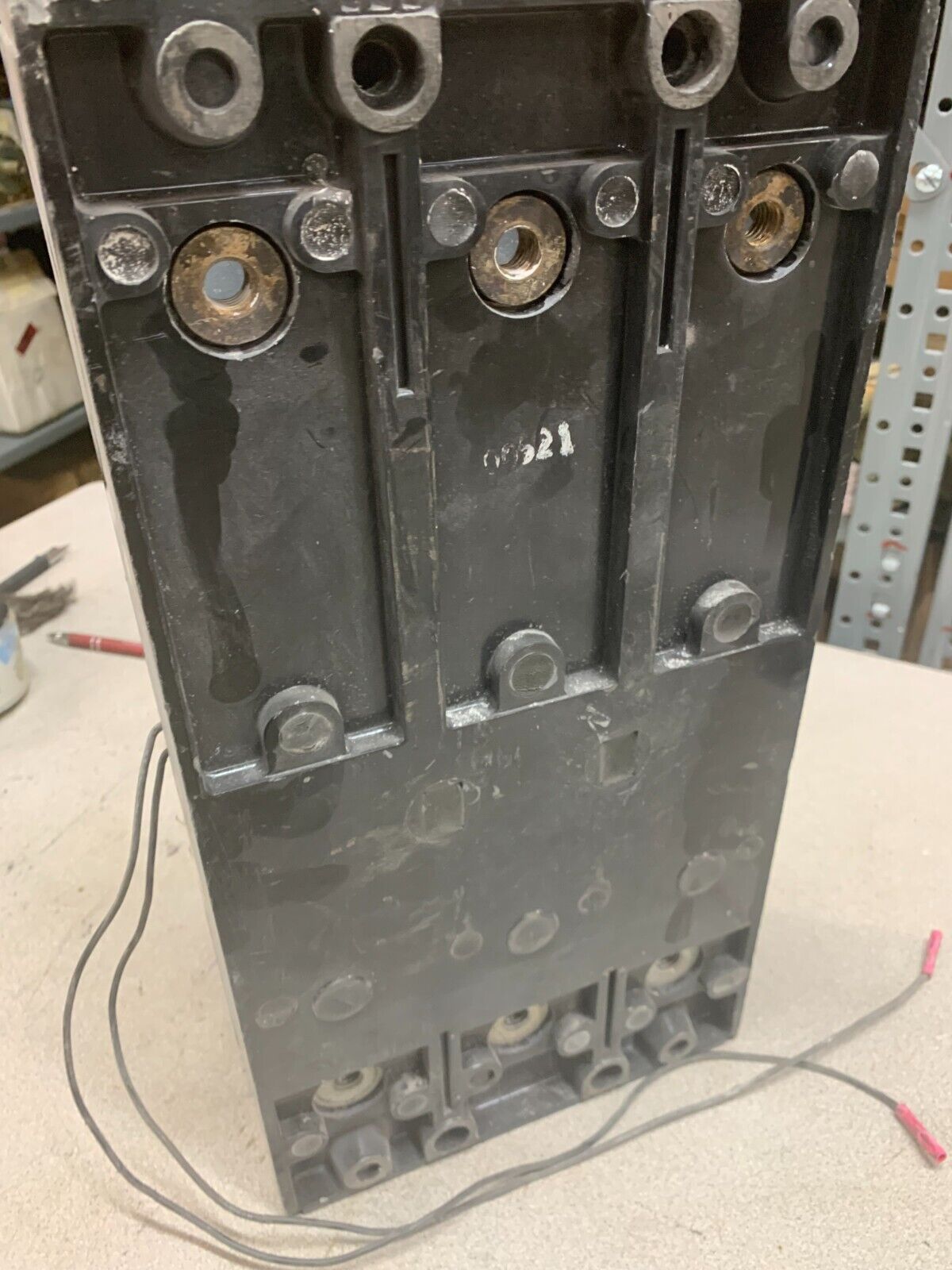 WESTINGHOUSE 3 POLE 800AMP CIRCUIT BREAKER MA3800F WITH 5672D69G11 & 5685D48G16