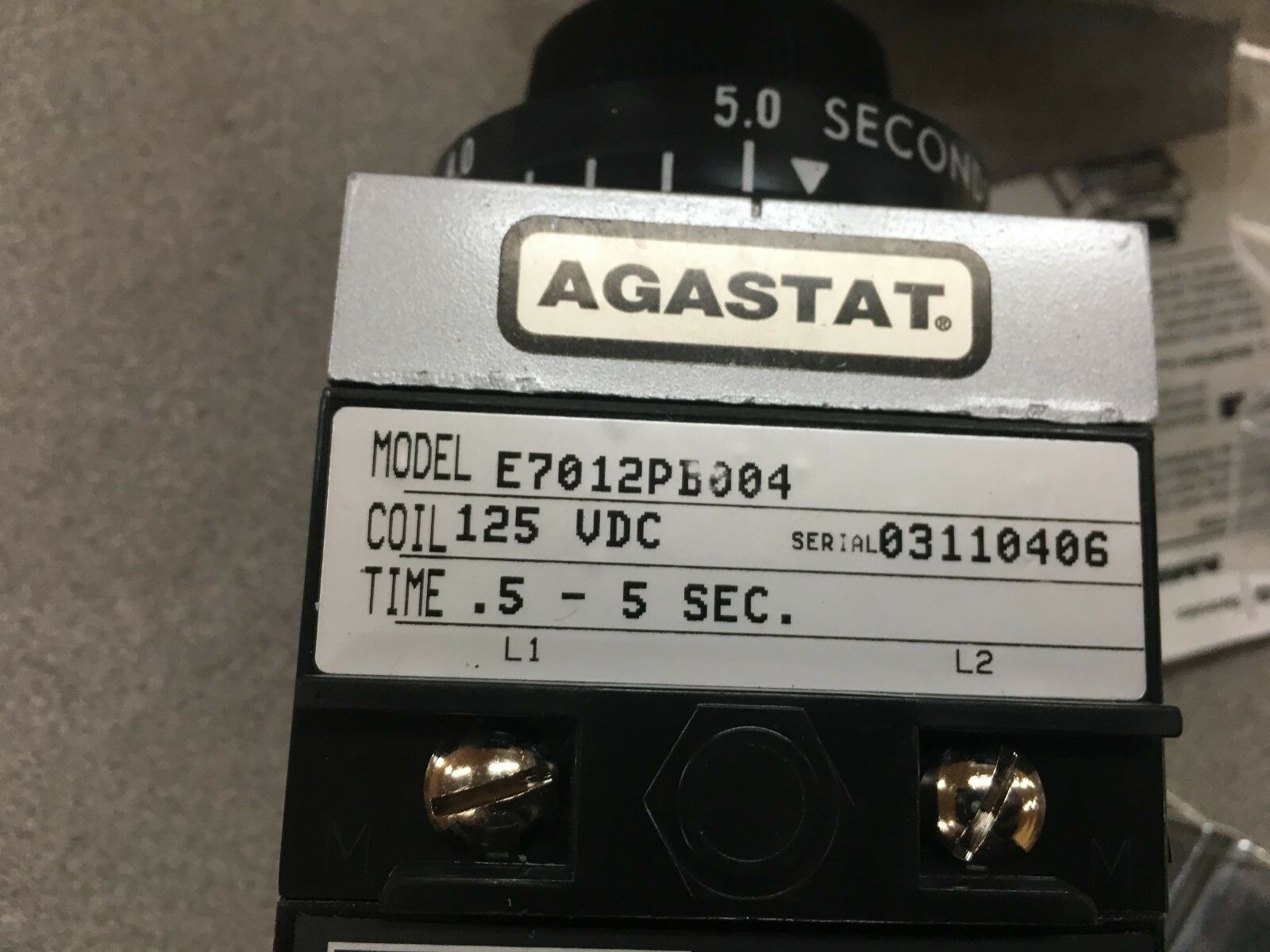 NEW AGASTAT 125VDC TYCO .5-5 SEC. TIMER RELAY E7012PB004