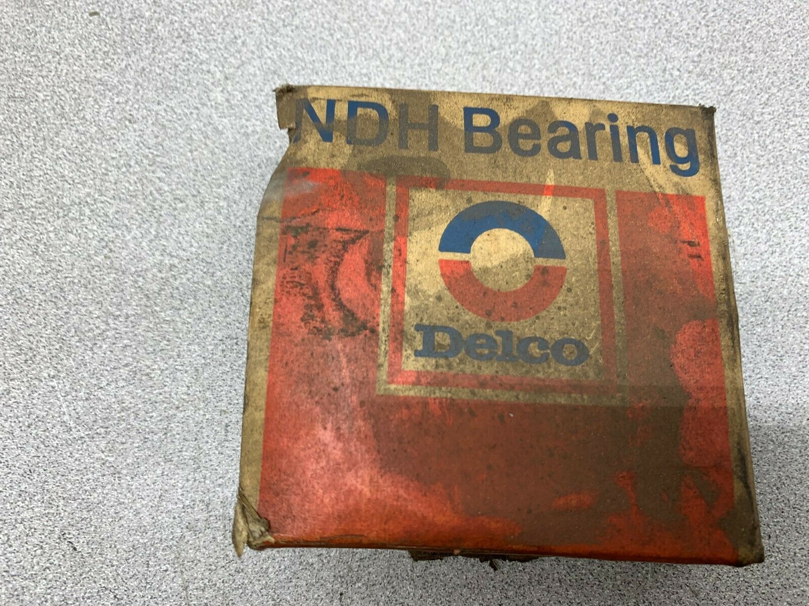 NEW IN BOX NDH BEARING 5209