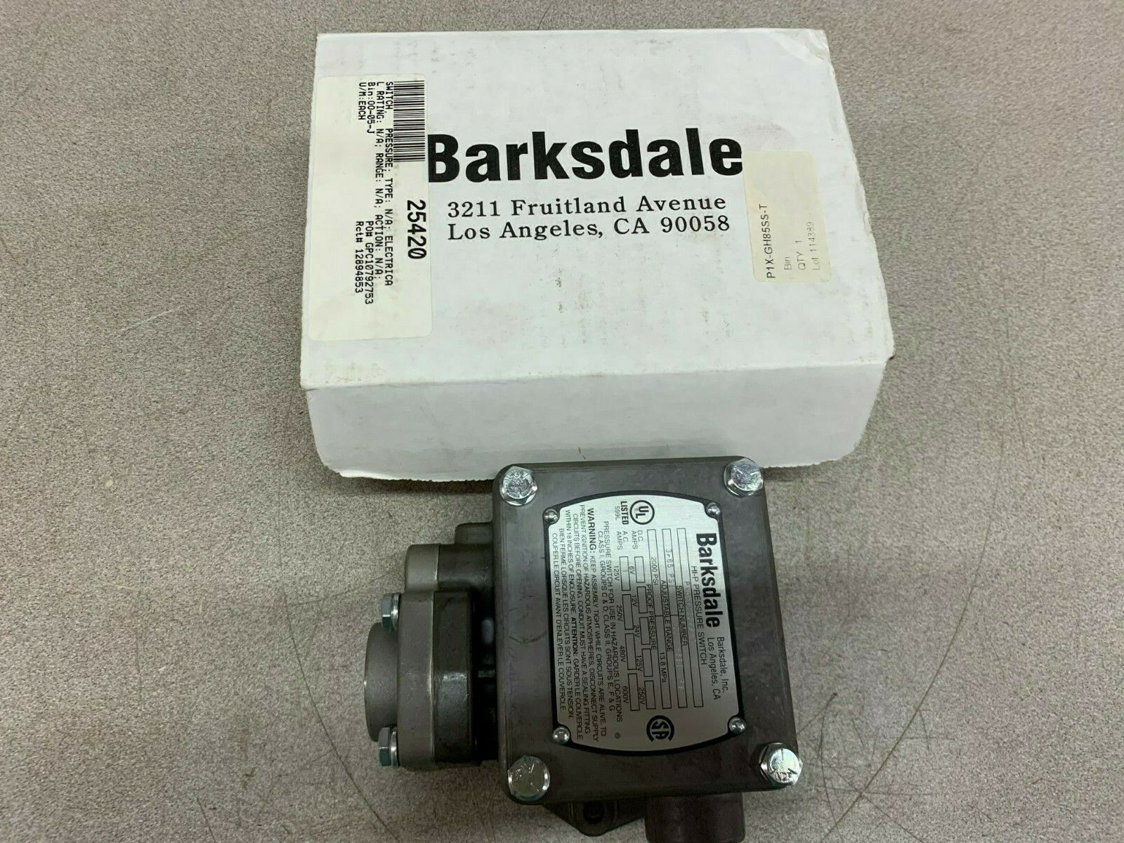 NEW IN BOX BARKSDALE PRESSURE SWITCH P1X-GH85SS-T