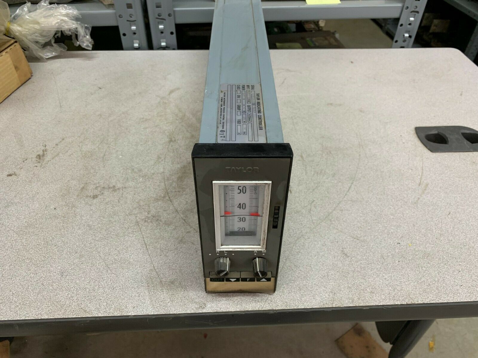 USED TAYLOR INDICATING CONTROLLER 1304RA10002-3111A