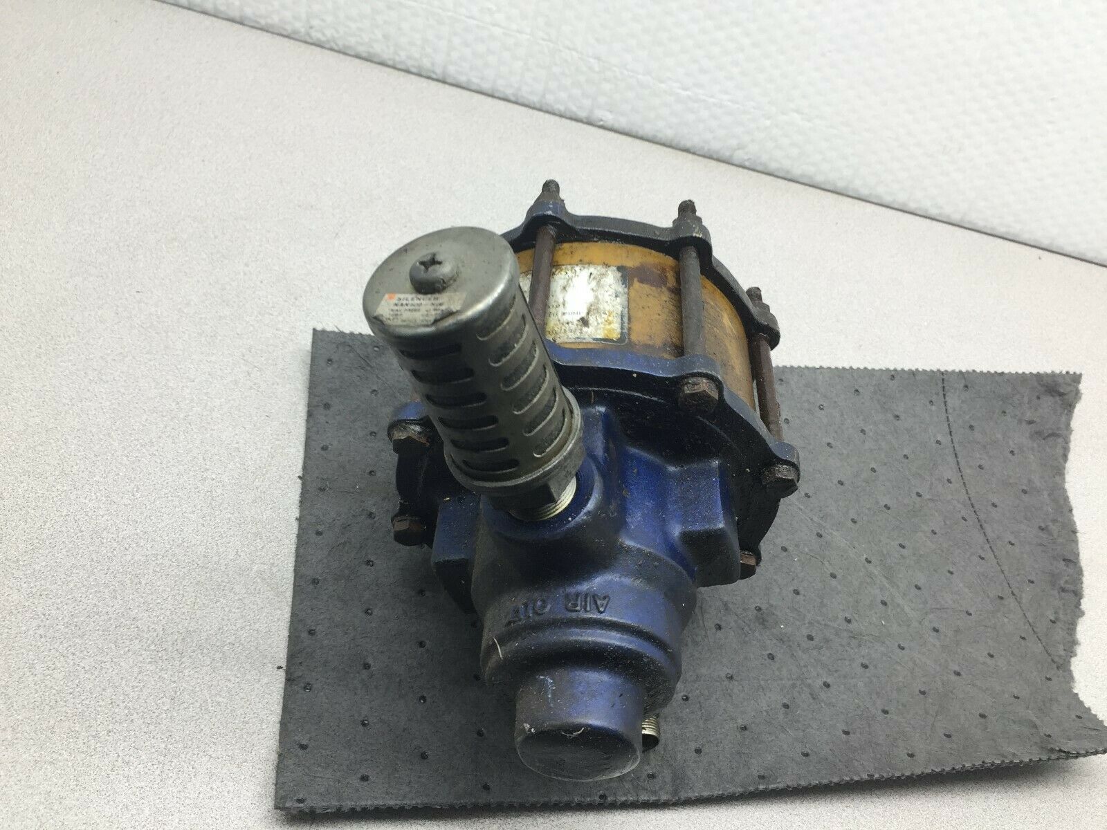 USED HYDRAULIC ENGINEERING AIR DRIVEN PUMP 10-500BI010