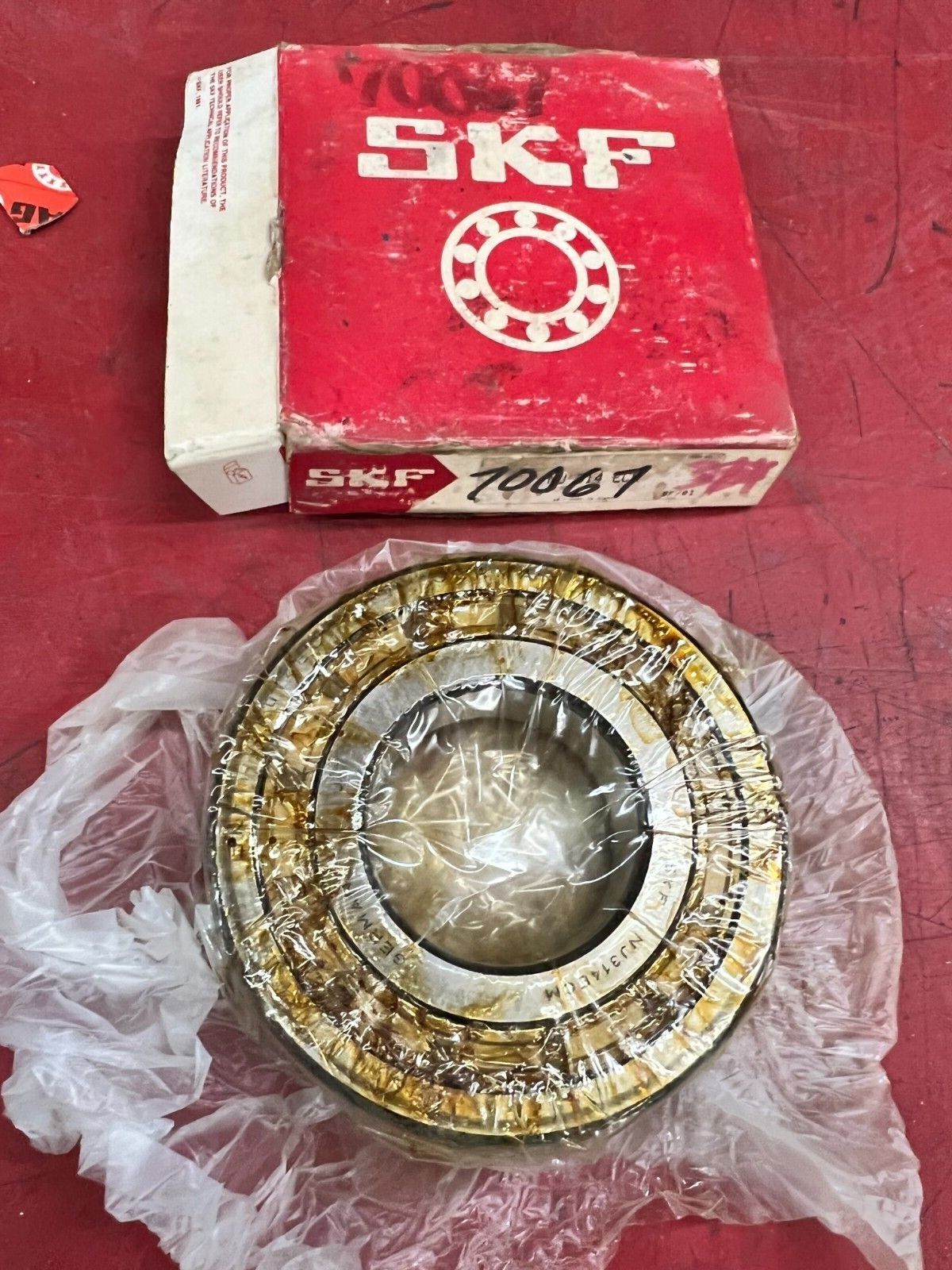 NEW IN BOX SKF BEARING NU 314 ECM