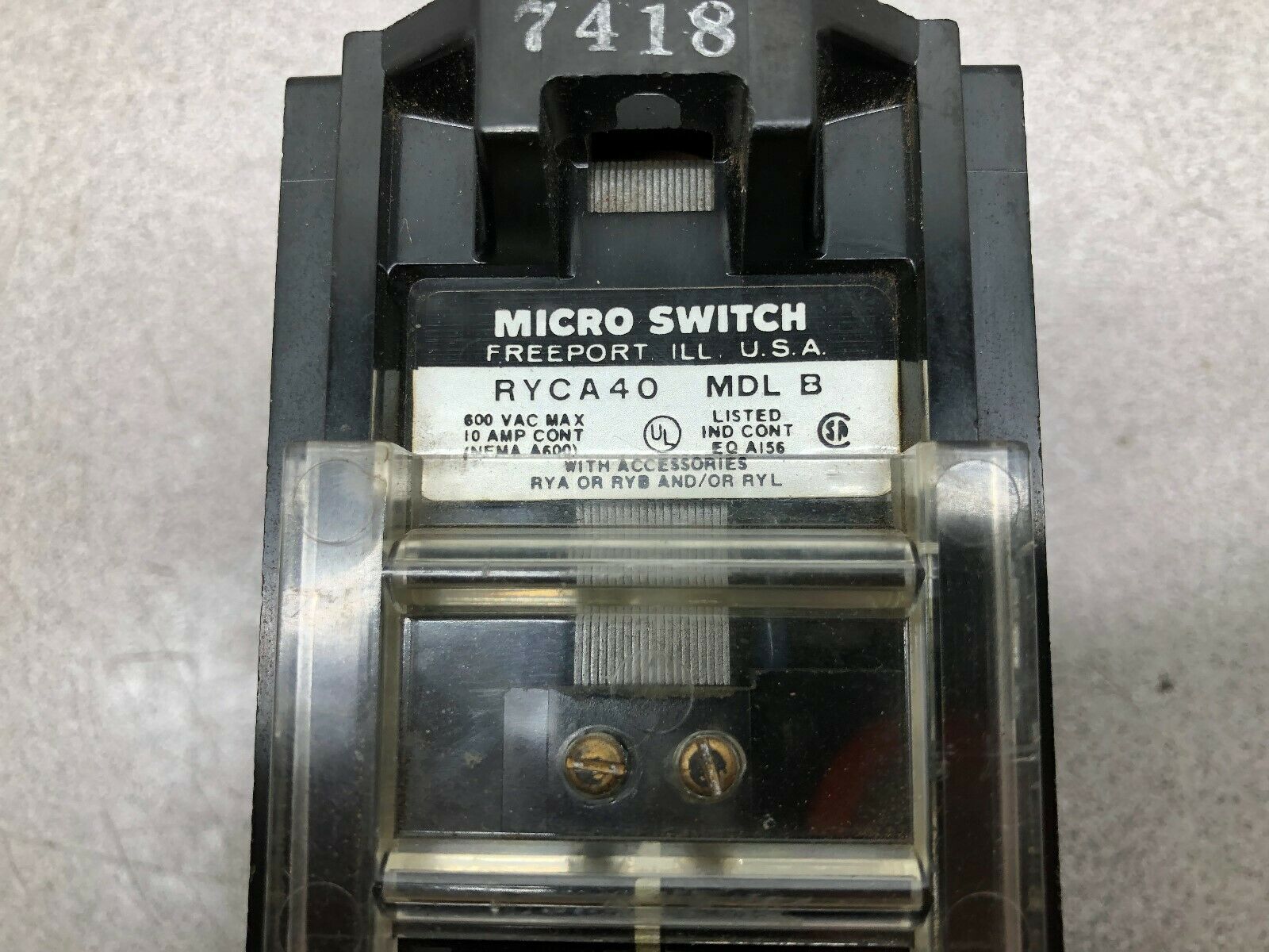 USED MICRO SWITCH 10 AMP 600 VAC MAX 120 VAC COIL  8 POLE CONVERTABLE CONTACTOR