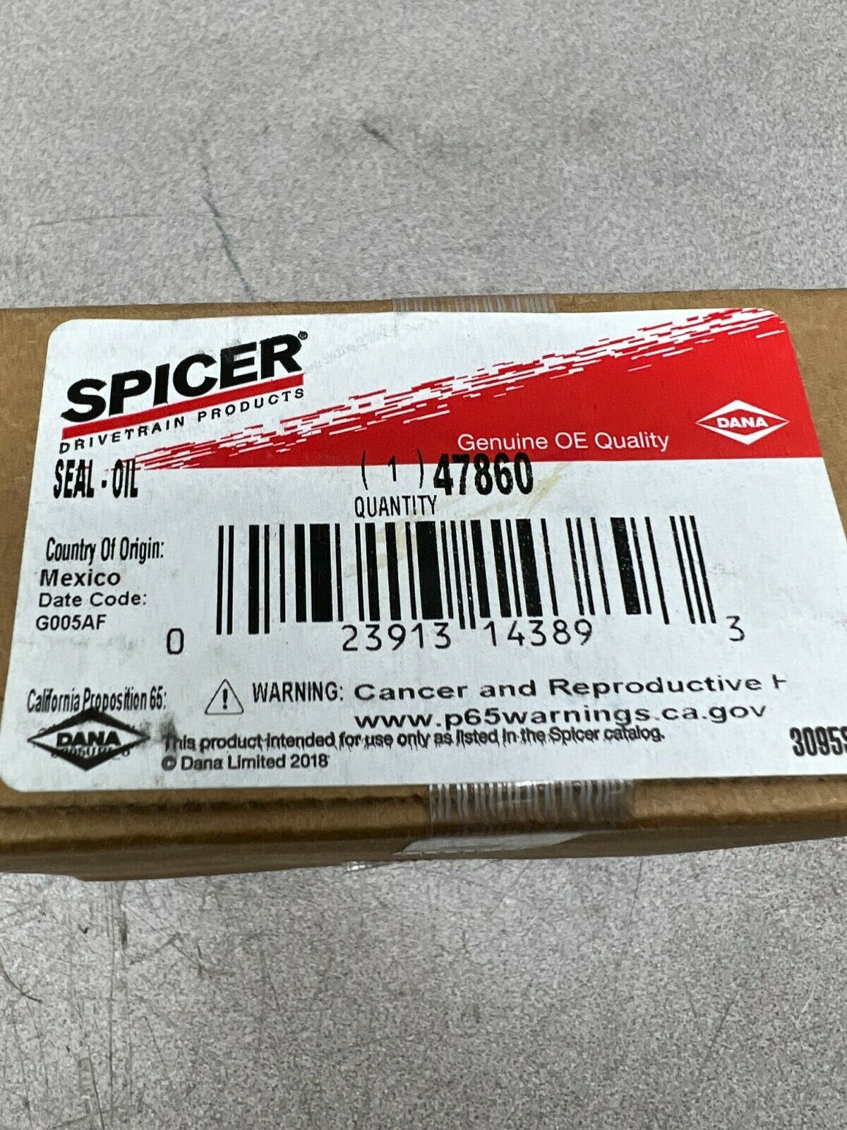 NEW IN BOX SPICER OILSEAL 47860