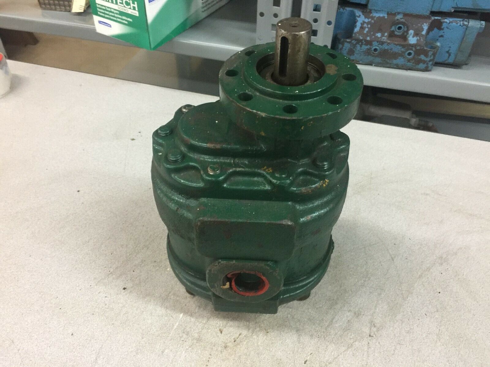 NEW NO BOX PERMCO HYDRAULIC PUMP J-1688-3