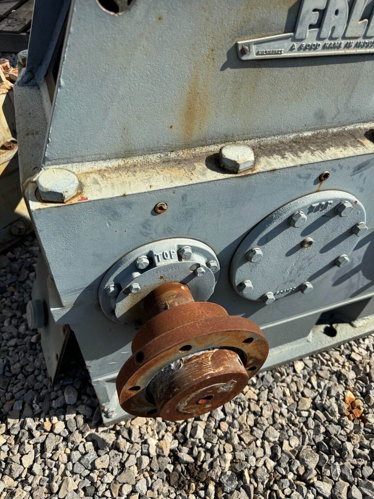 USED FALK ENCLOSED GEAR DRIVE REDUCER 21.47 RATIO 2100Y2A