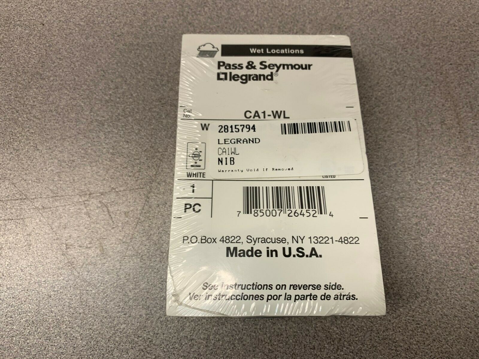 LOT OF 7 NEW NO BOX PASS & SEYMOUR SWITCH CA1-WL