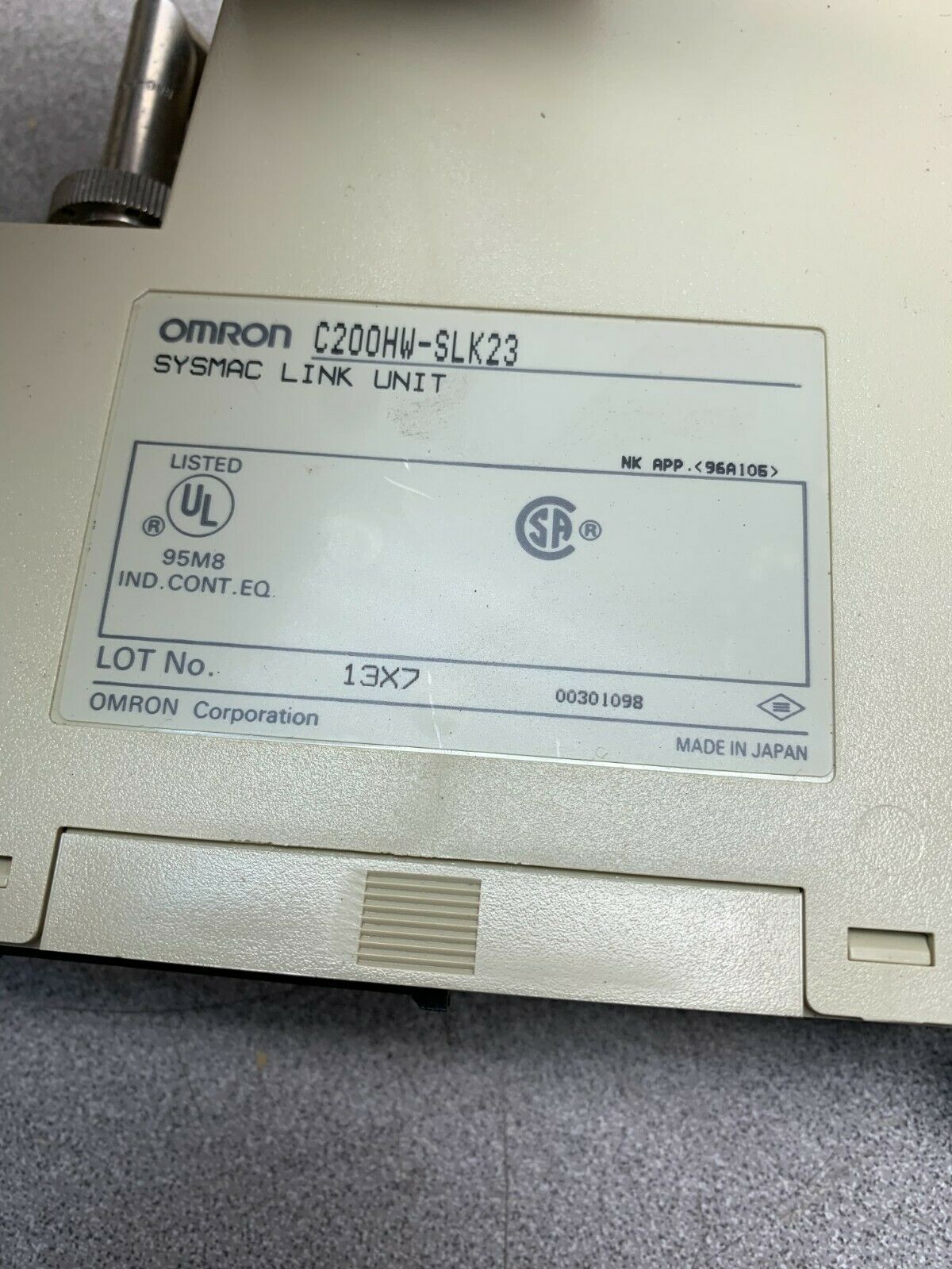 USED OMRON SYSMAC LINK UNIT C200HW-SLK23 WITH CONNECTOR C200H-CE001