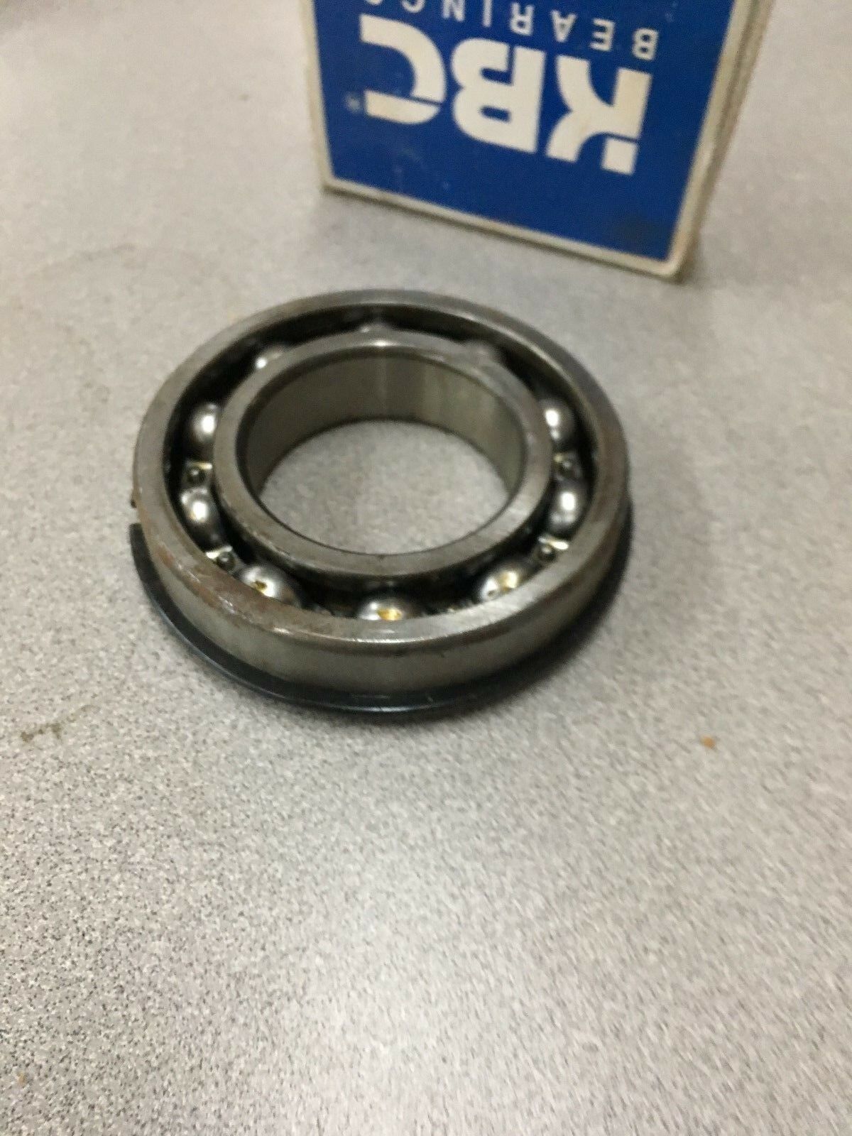 NEW IN BOX KBC BEARING 6210DDC3G14