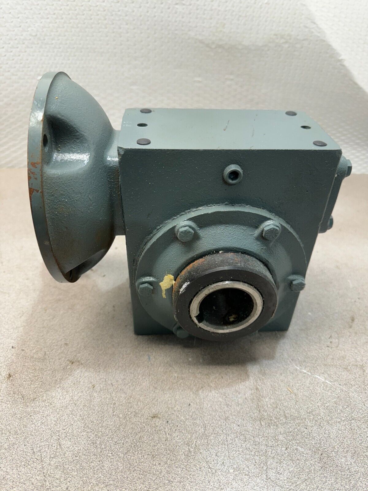 NEW NO BOX PERFECTION GEAR 15:1 RATIO SPEED REDUCER HCH2615-27