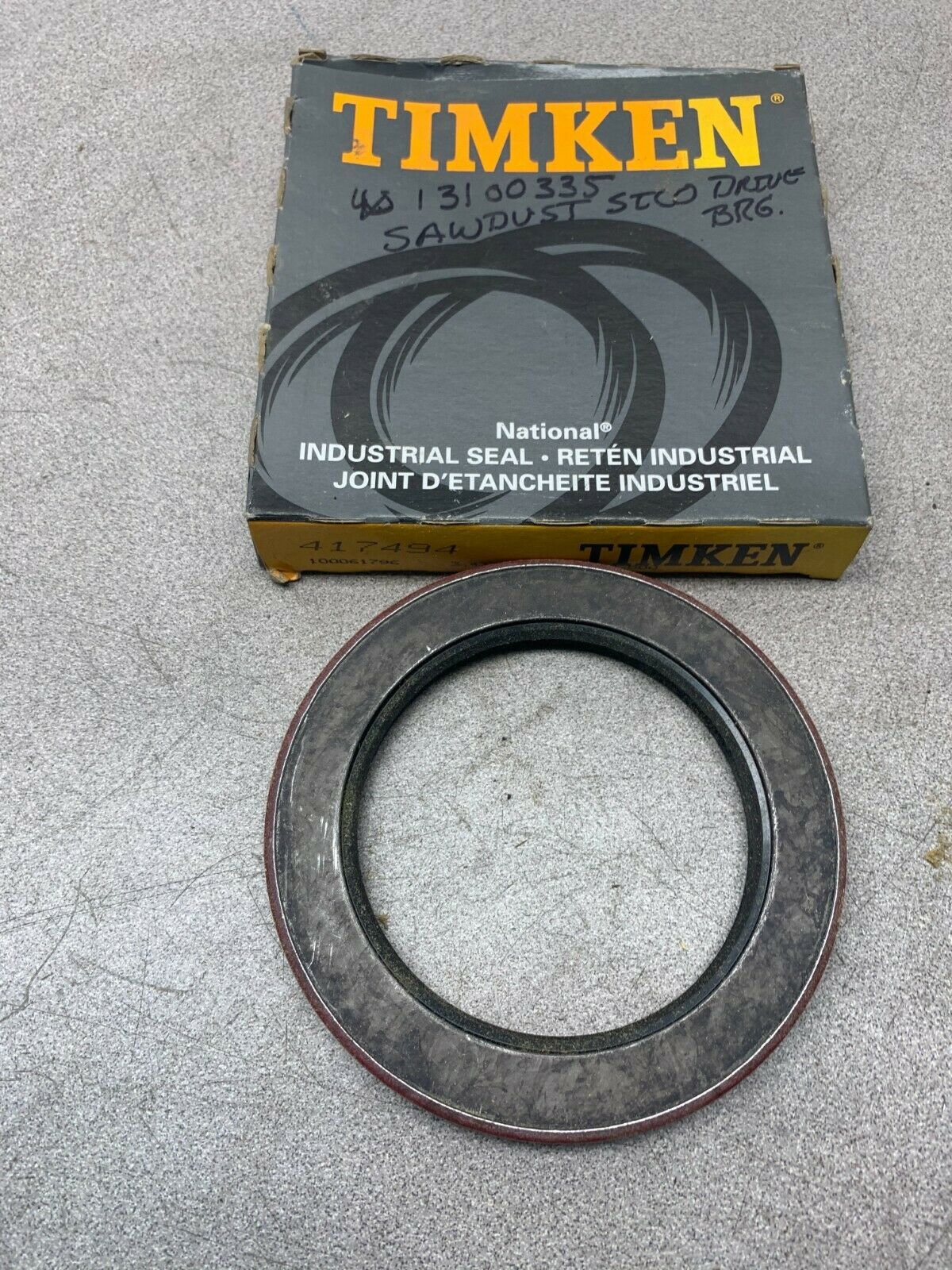 NEW IN BOX TIMKEN OILSEAL 417494