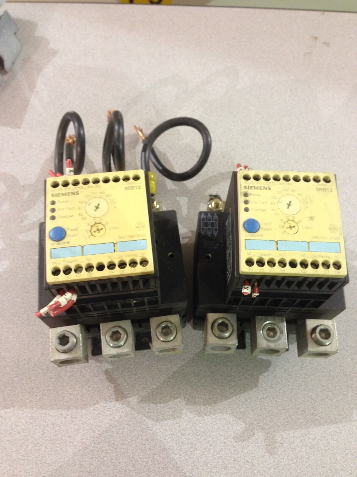 USED SIEMENS OVERLOAD RELAY 3RB1253-OFG31   0FG31   (E12)