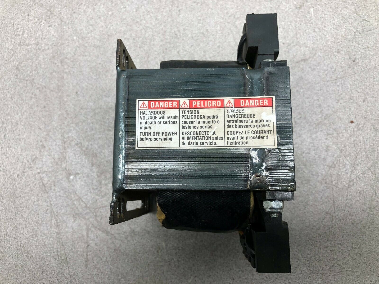 USED SQUARE D .25 KVA 120 VAC PRI 12/24 VAC SEC TRANSFORMER 9070T250D13