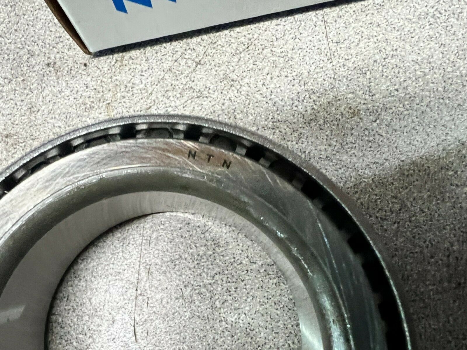 NEW IN BOX NTN ROLLER BEARING 4T-JLM104948