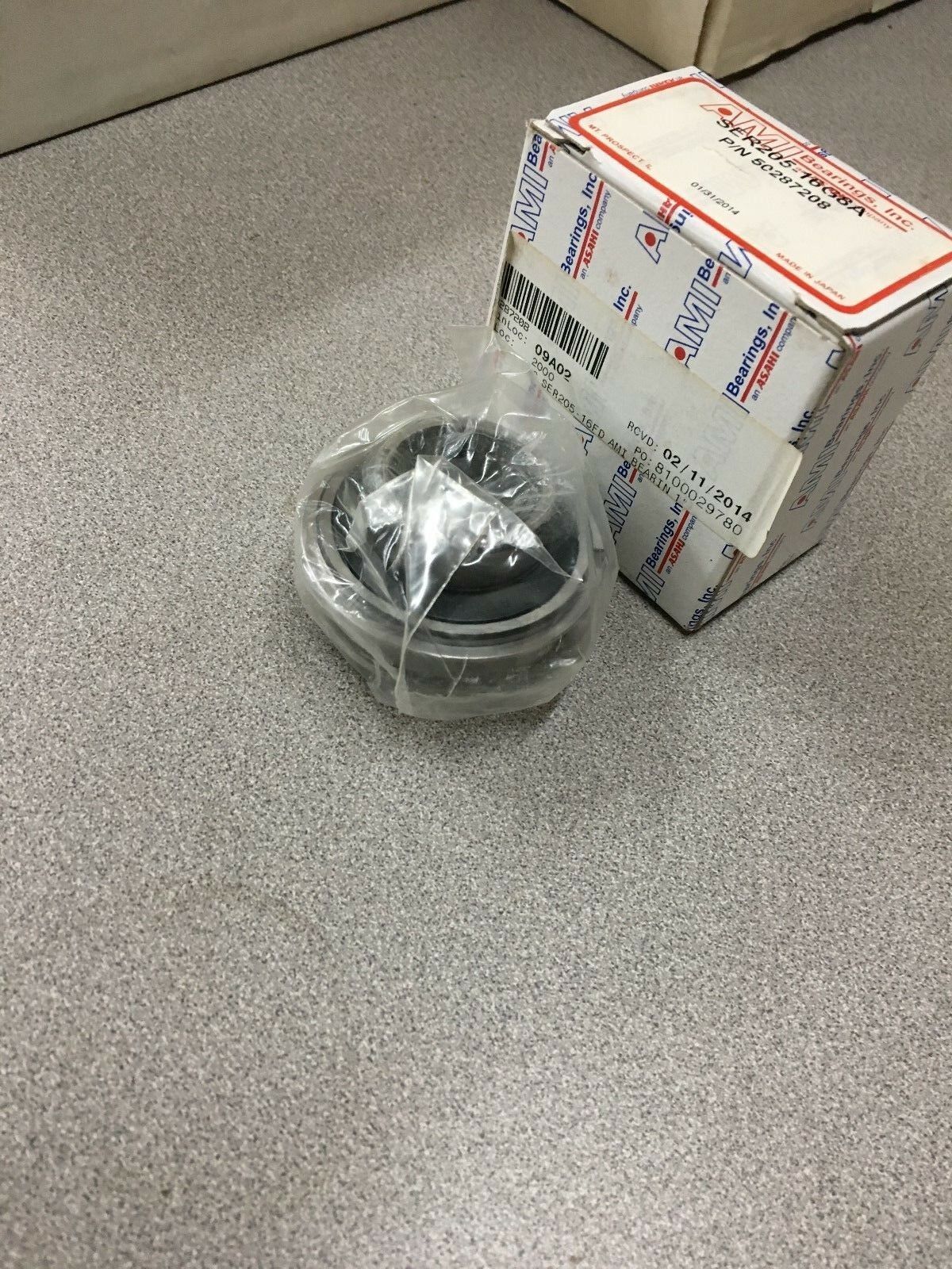 NEW IN BOX AMI BEARING SER205-16G8A