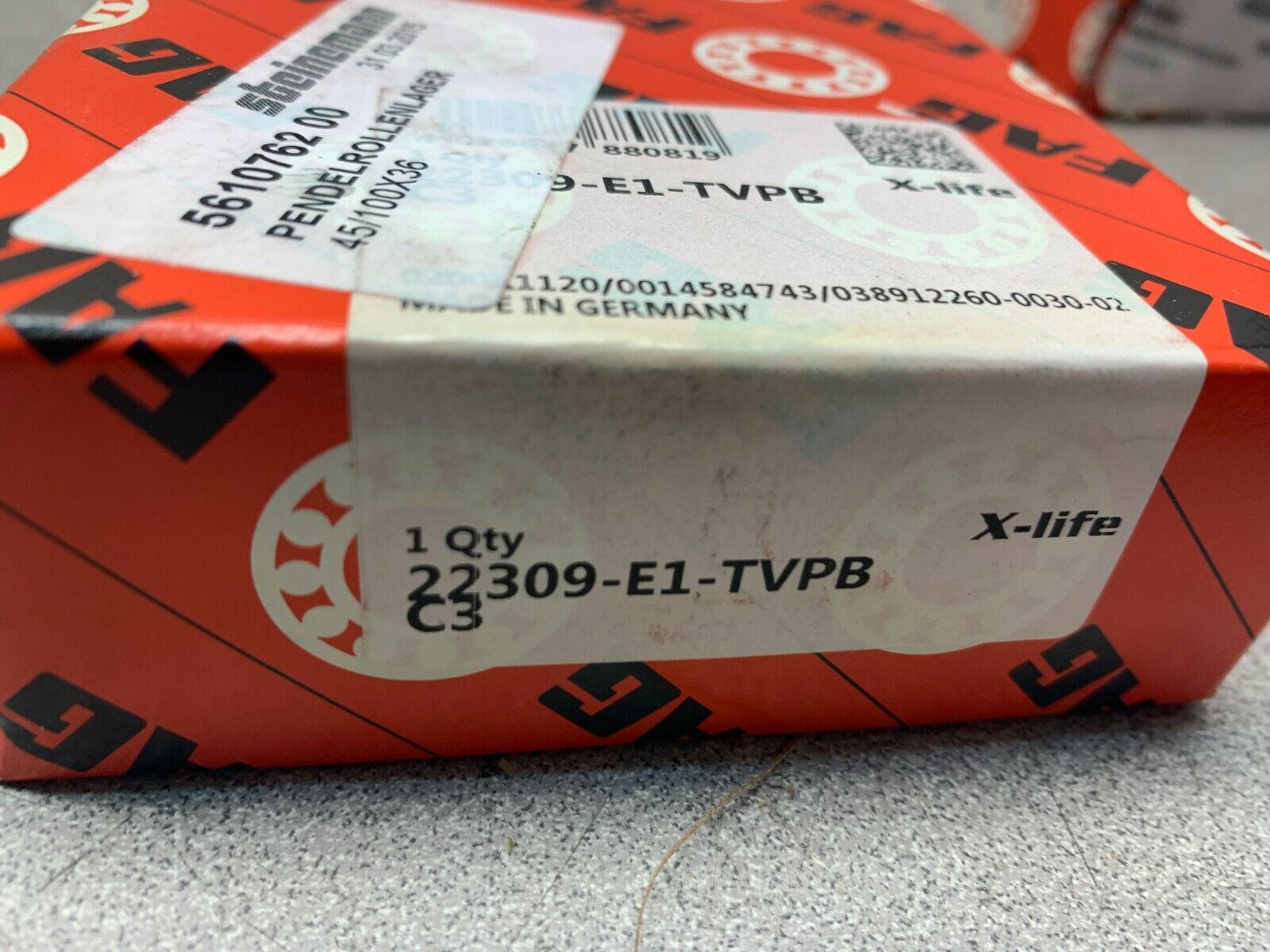 NEW IN BOX FAG BEARING 22309-E1-TVPB