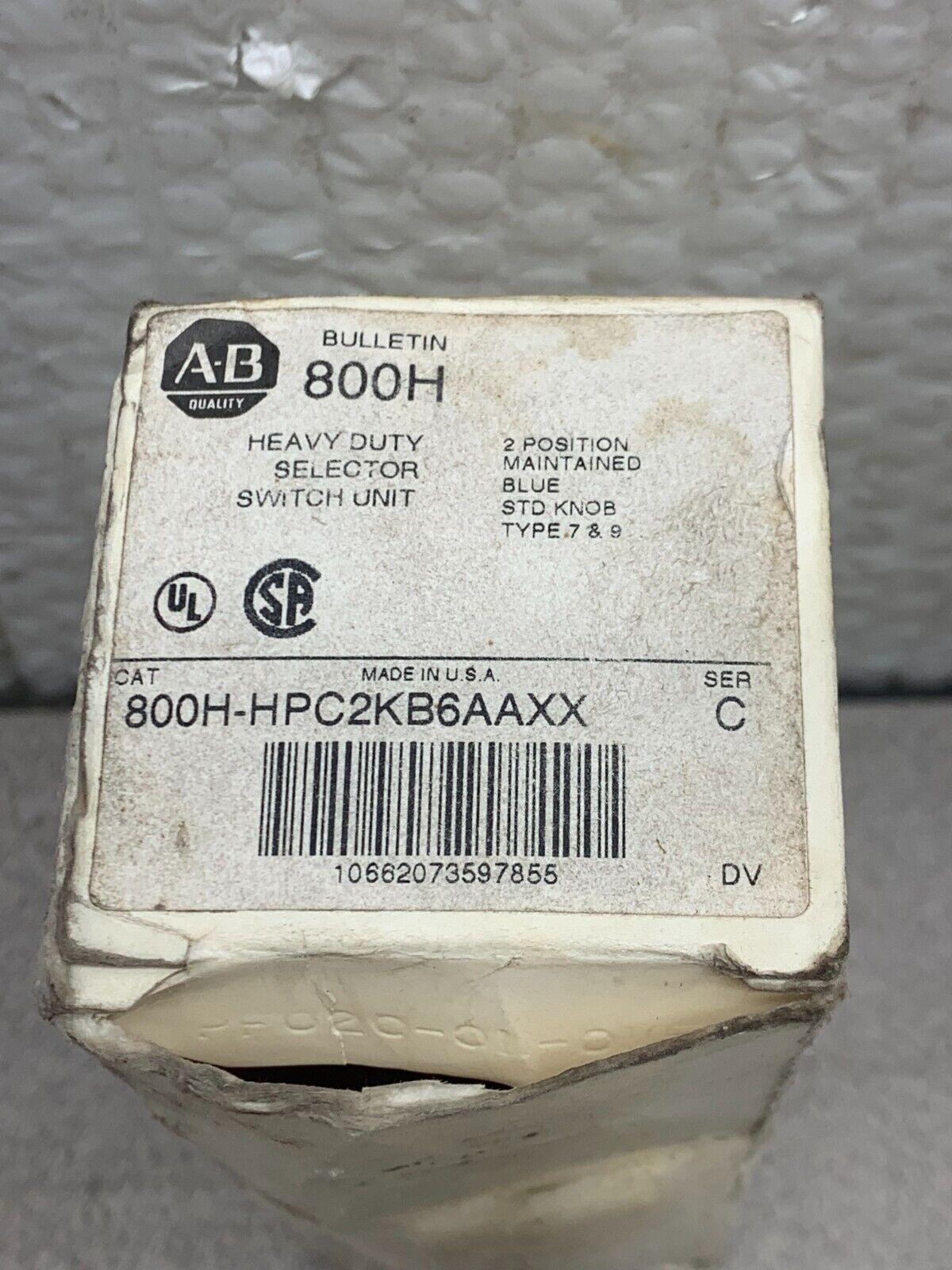 NEW IN BOX ALLEN-BRADLEY 2 POS. SELECTOR SWITCH 800H-HPC2KB6AAXX SERIES C