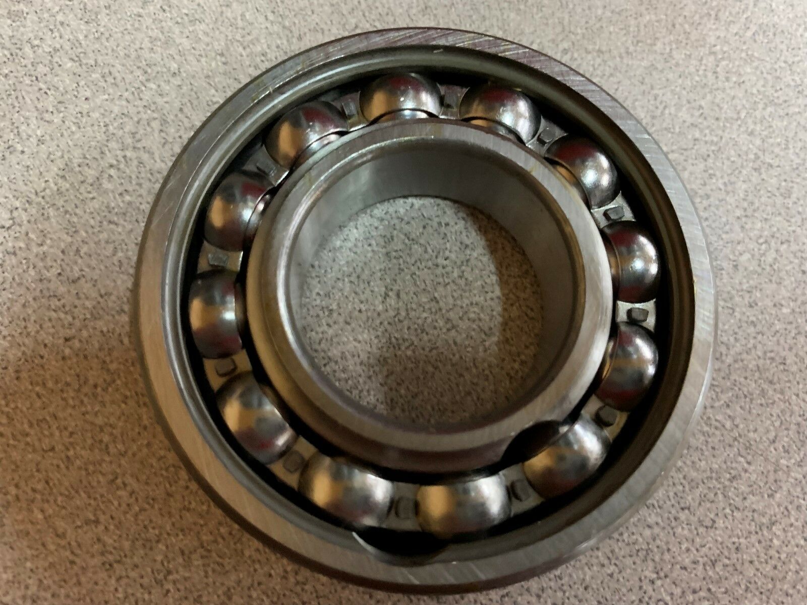 NEW IN BOX SKF BEARING 207 J