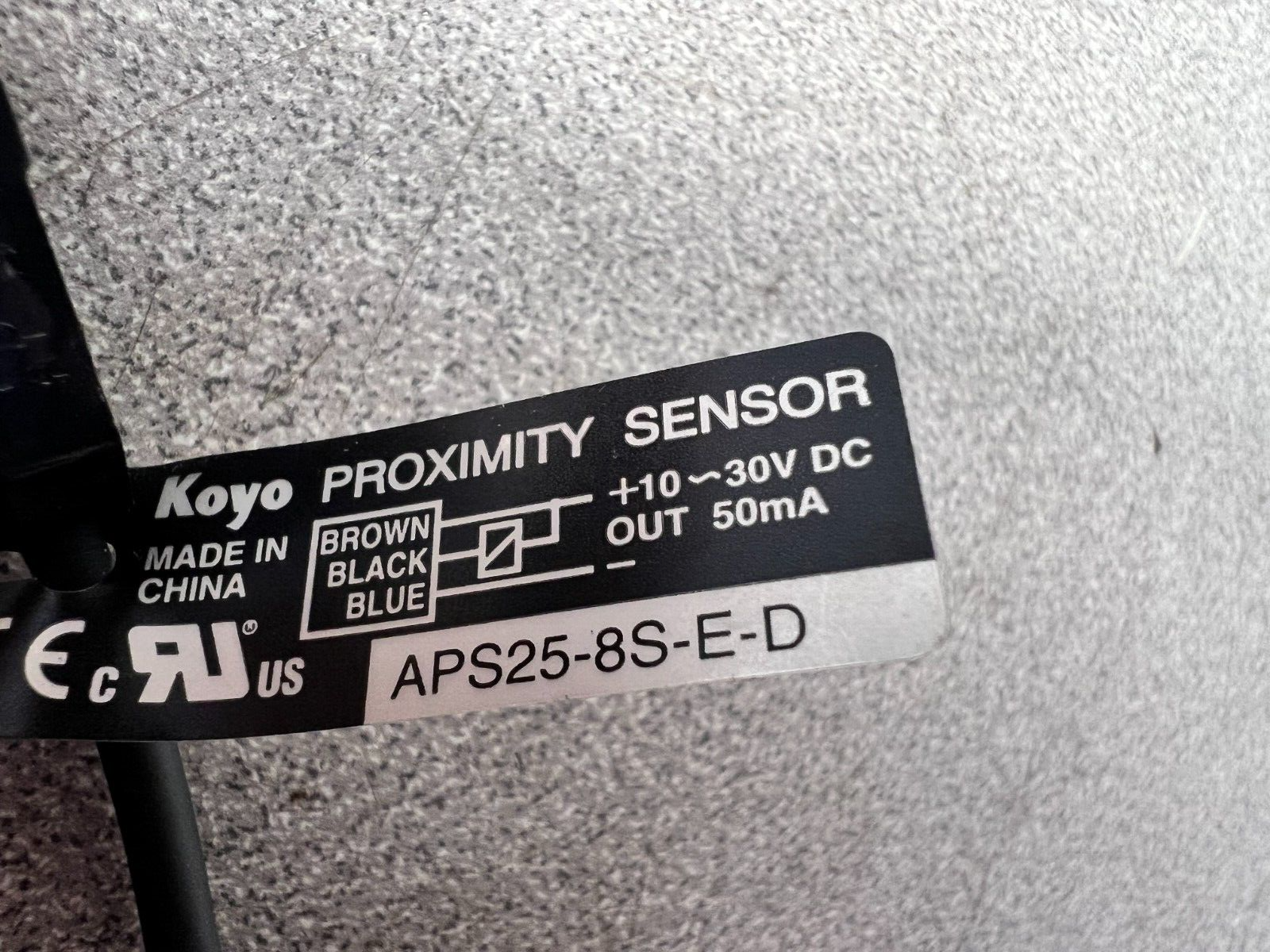 NEW NO BOX KOYO SENSOR APS25-8S-E-D